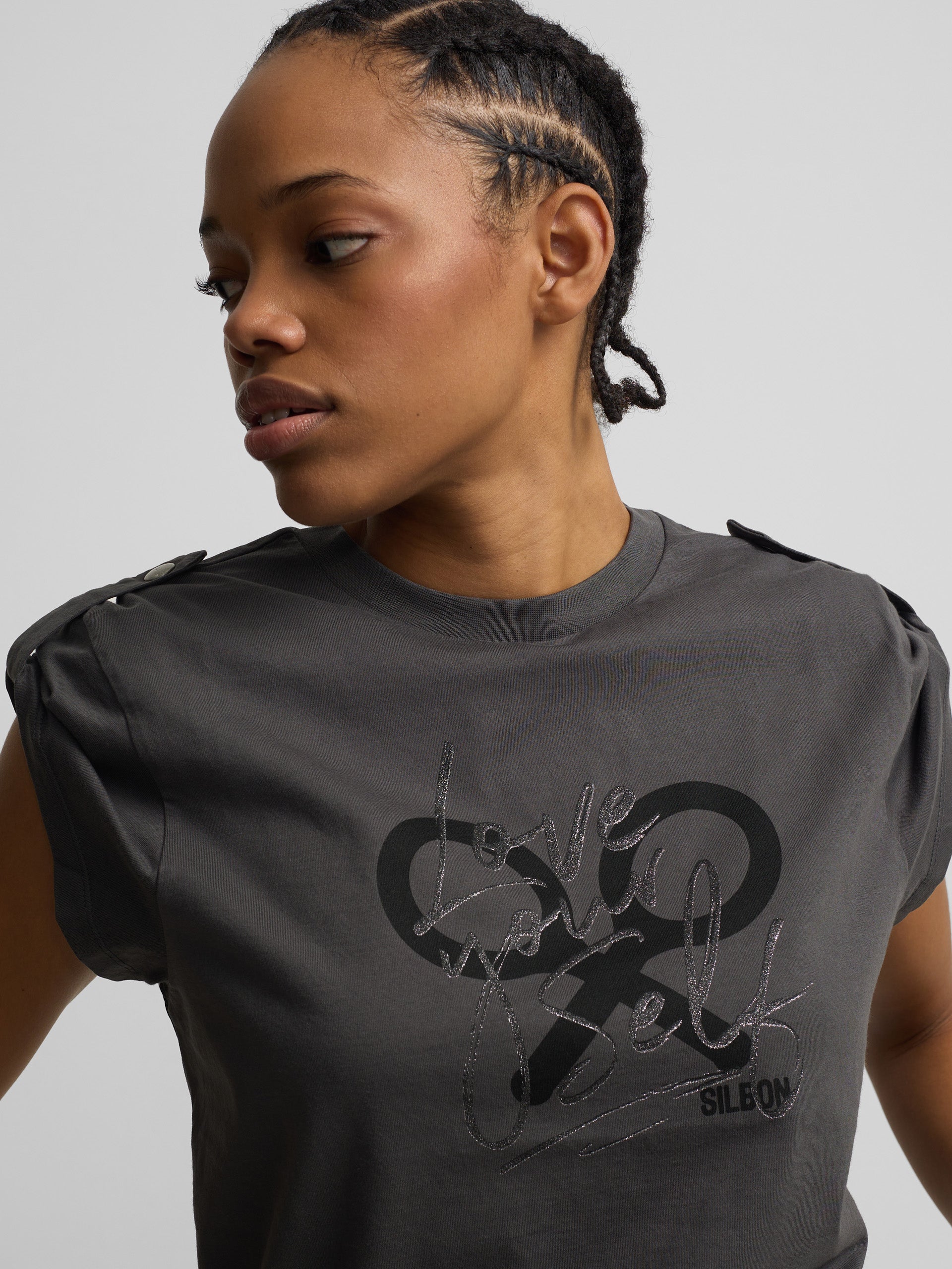 T-shirt femme manches retroussées noire