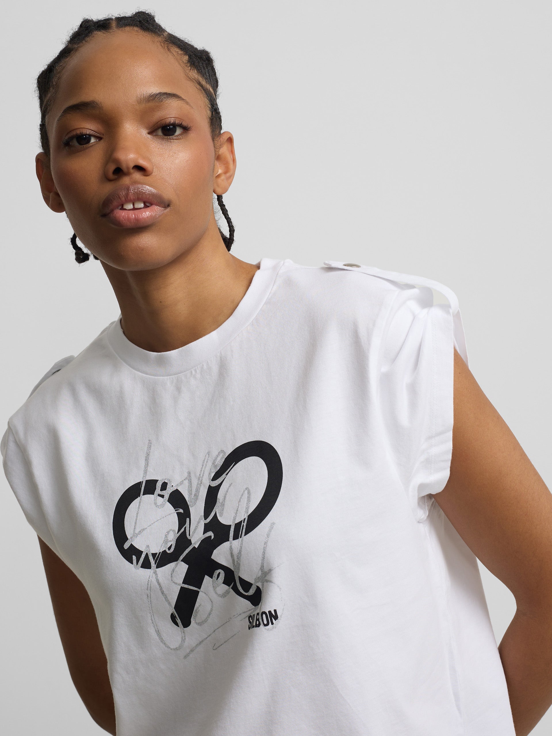 White women's roll-out sleeve t-shirt