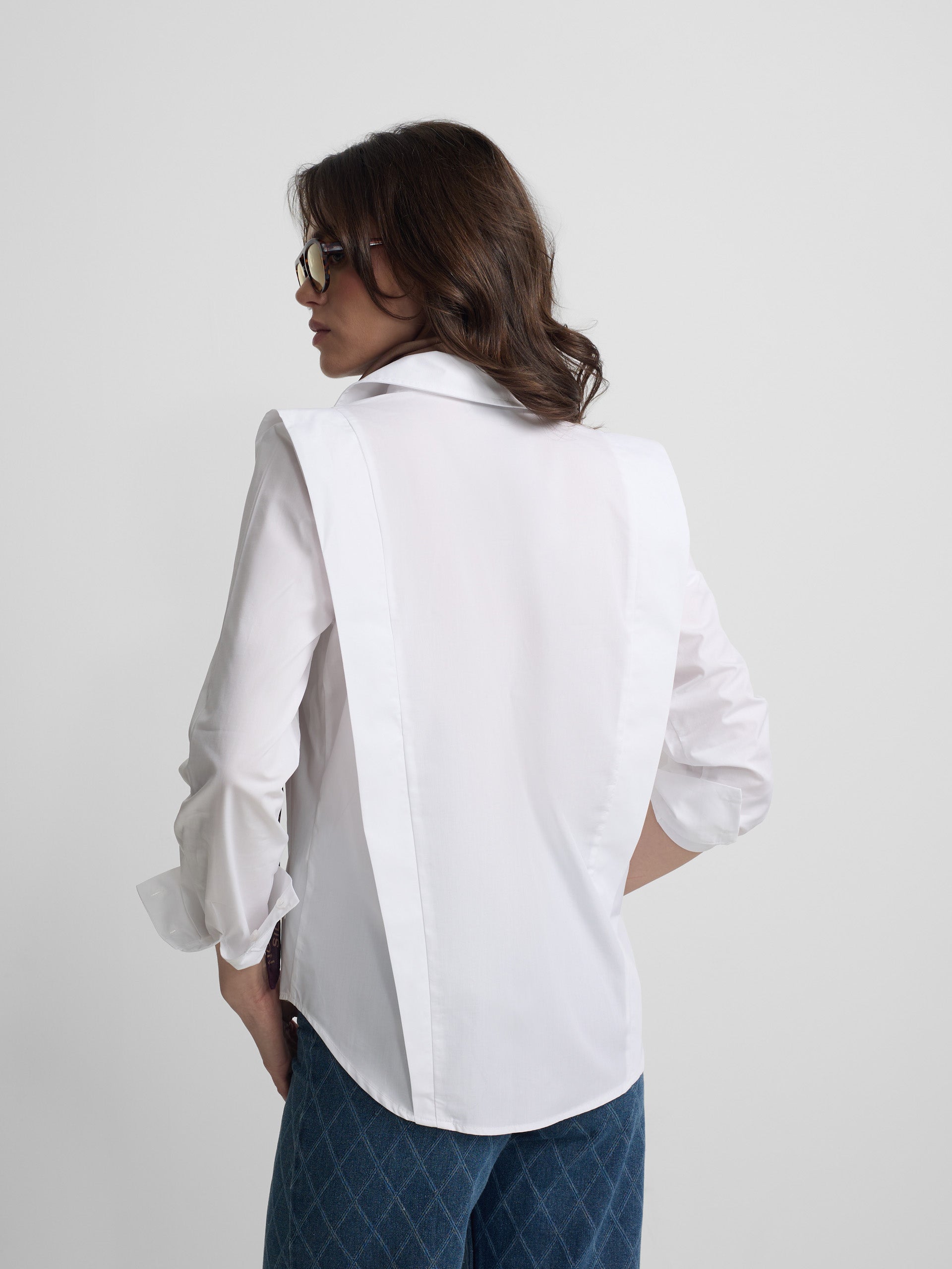 Chemise blanche structurée
