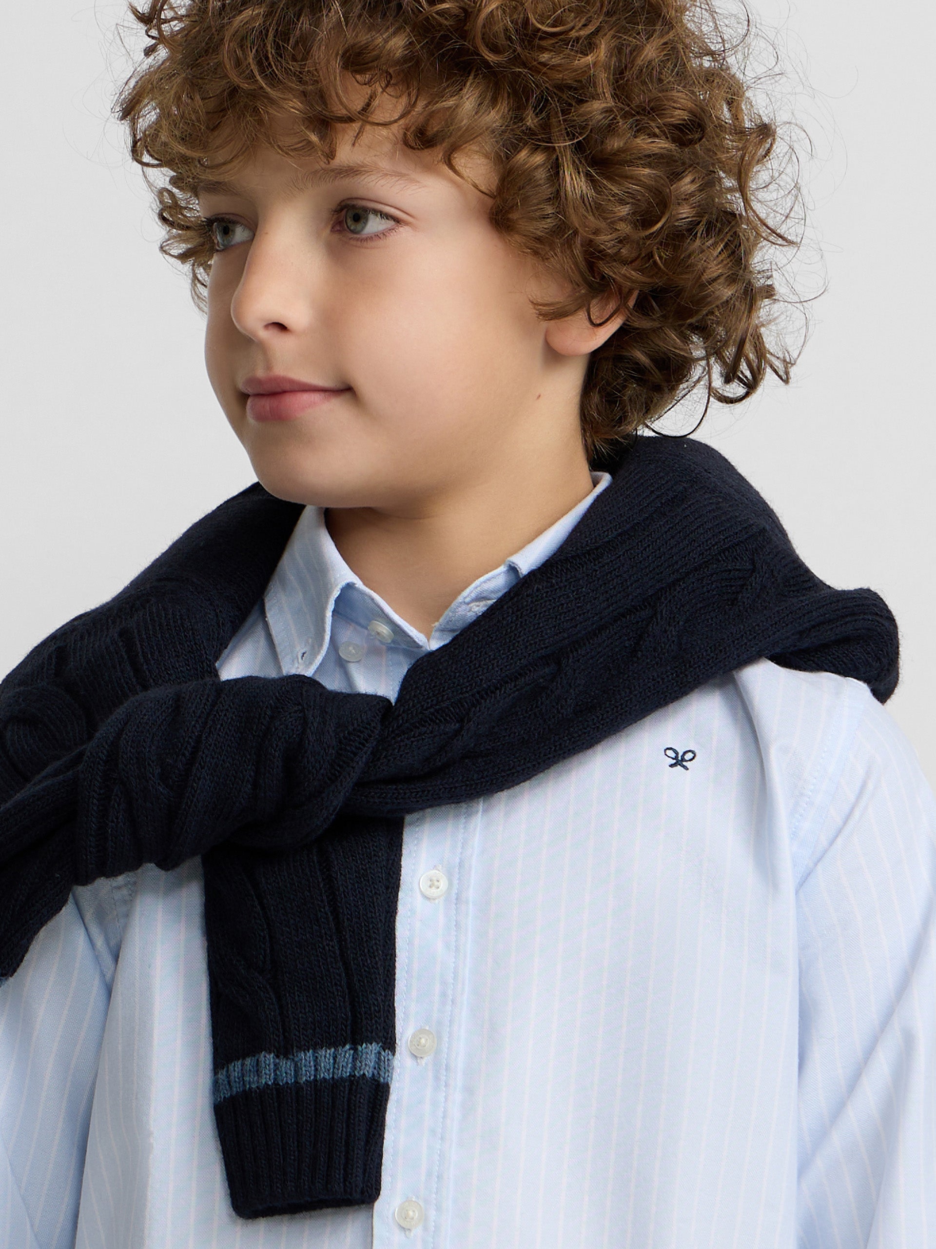 Camisa sport oxford kids celeste raya fina blanca