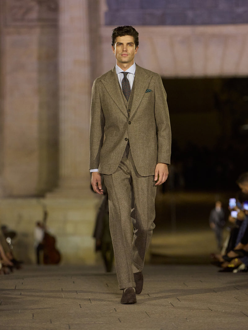 Traje MTM tres piezas british heritage espiga beige 100% lana