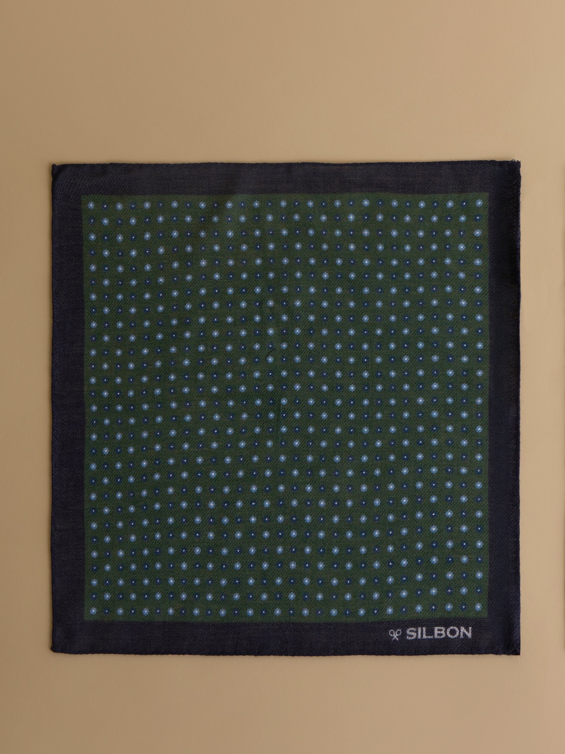 Foulard à pois vert