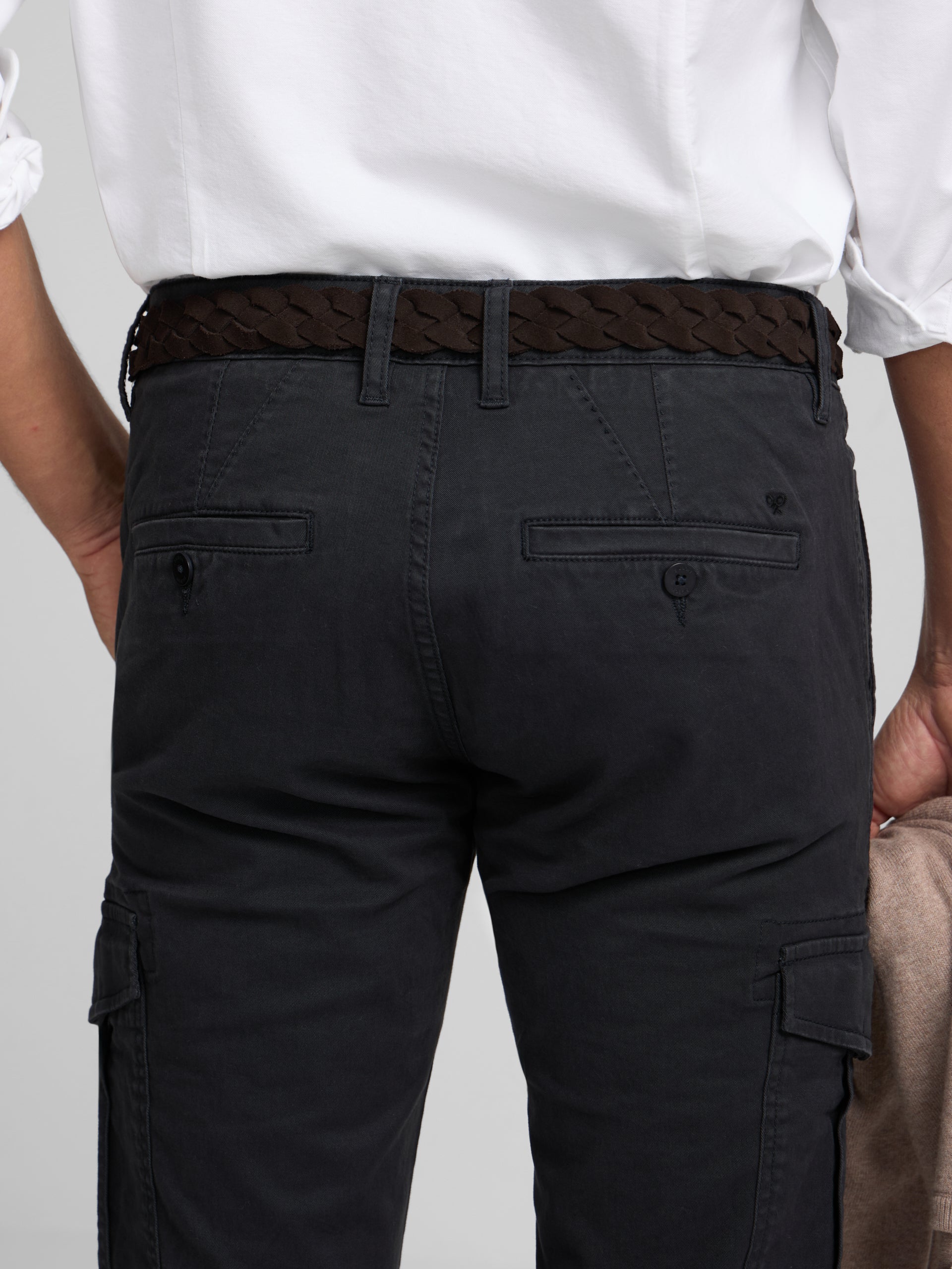Pantalon sport cargo azul marino