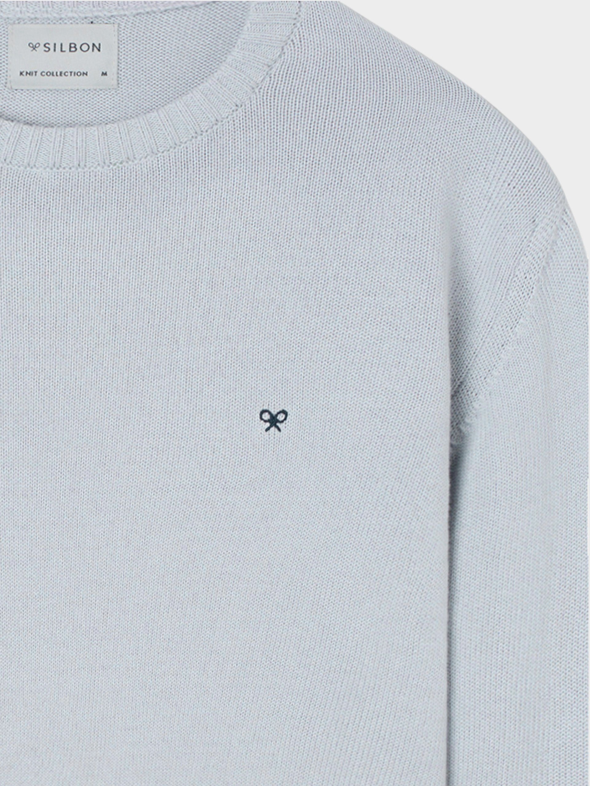 Light blue plain cruise sweater