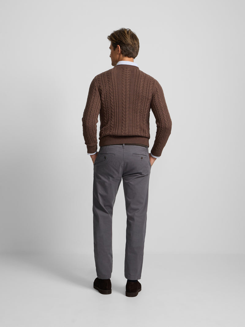Pull torsadé marron