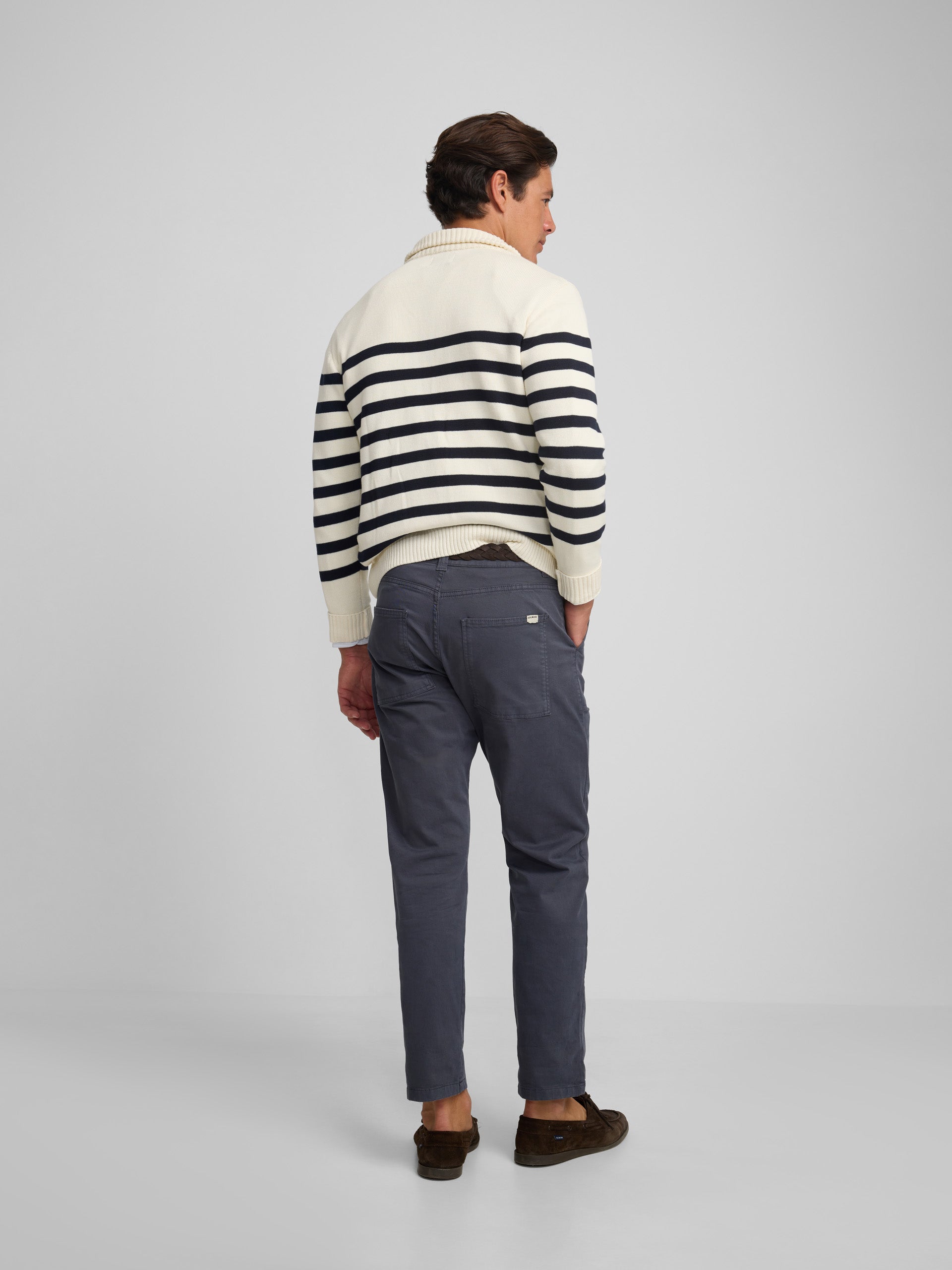 Pantalon sport cruise bolsillo parche azul oscuro