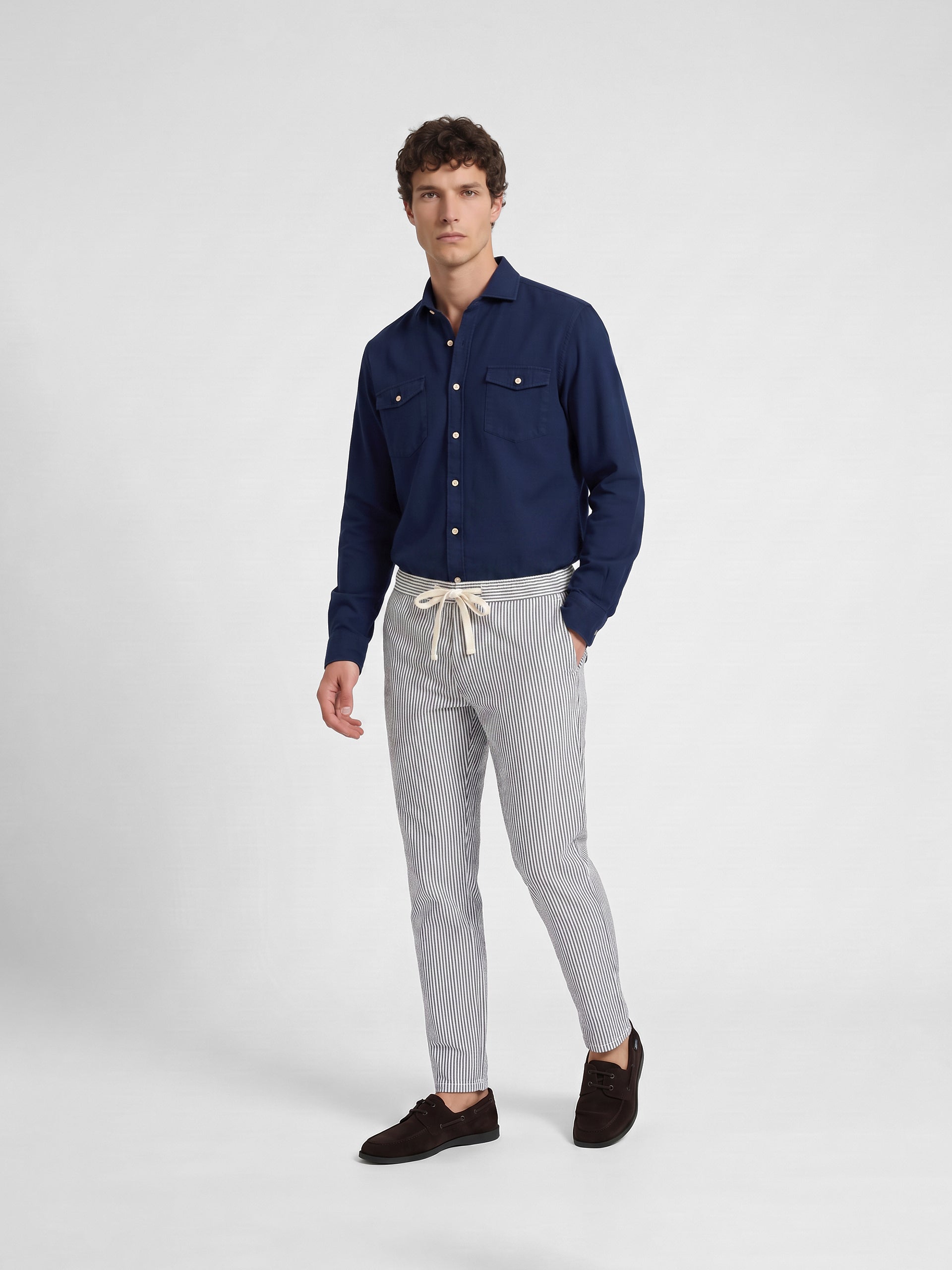 Pantalon sport cruise rayas azules