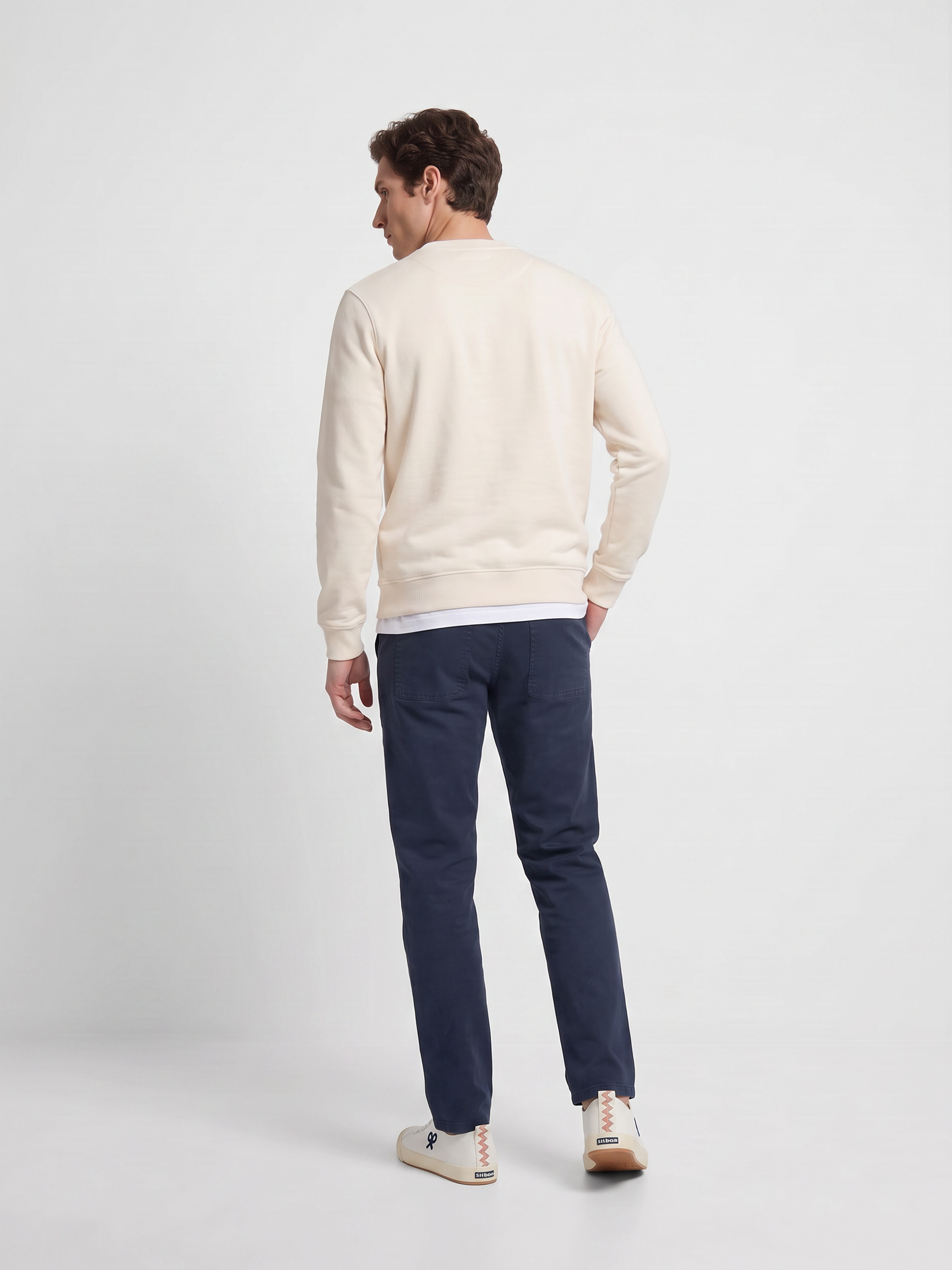 Sweat-shirt poche étiquette crème