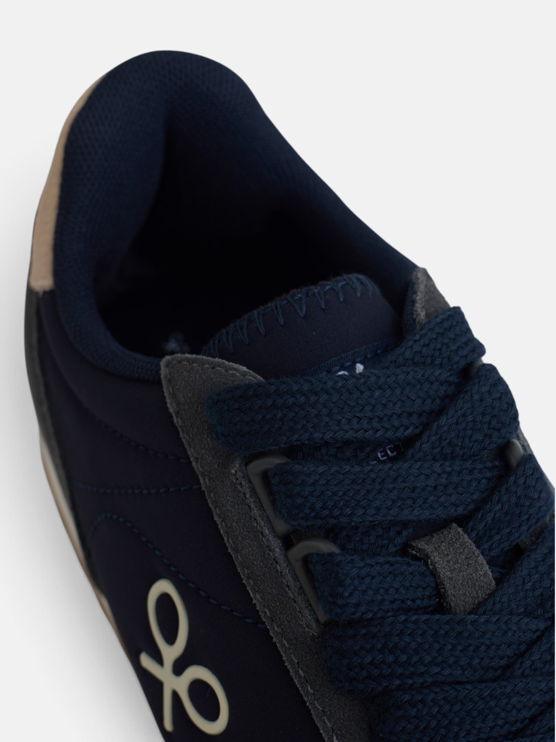 Zapatilla running relax azul marino