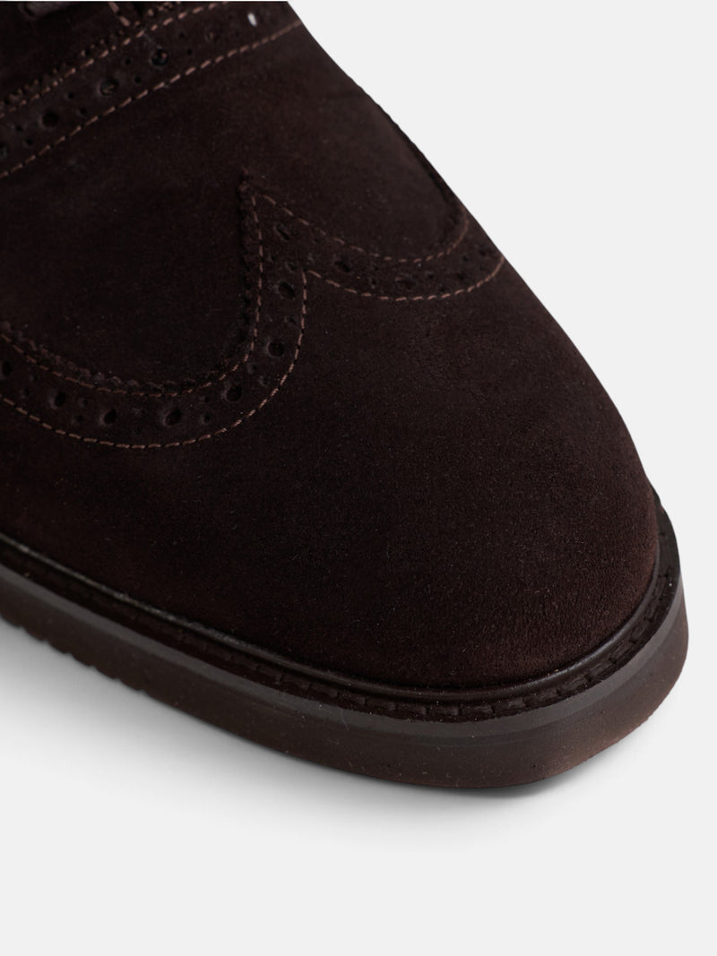 Zapato clasico ante perforado marron