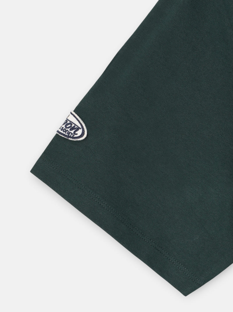 Basic t-shirt with dark green patch