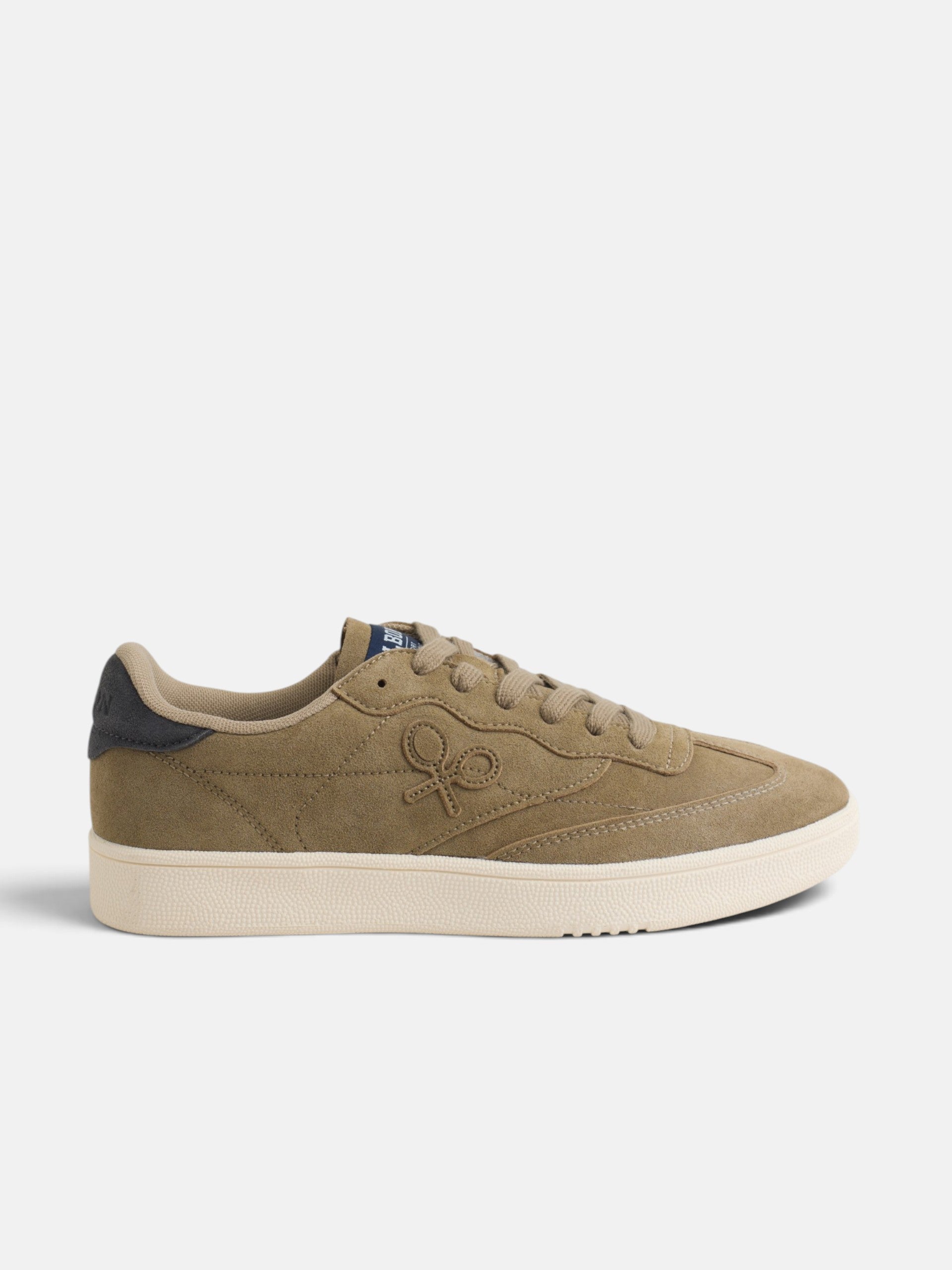 Green suede casual sneaker