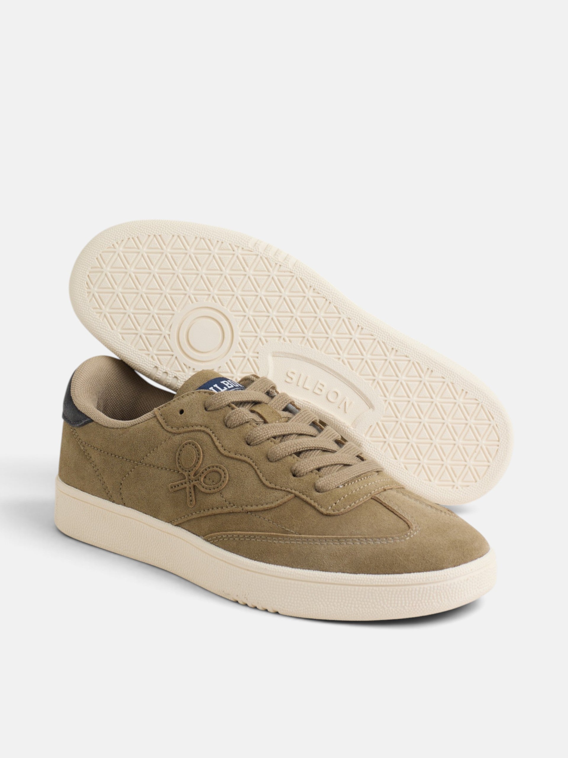 Green suede casual sneaker