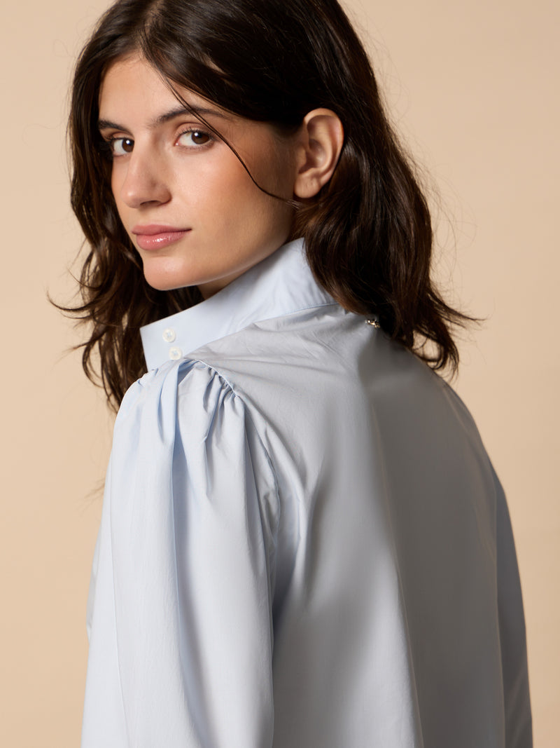 Camisa única gola azul celeste