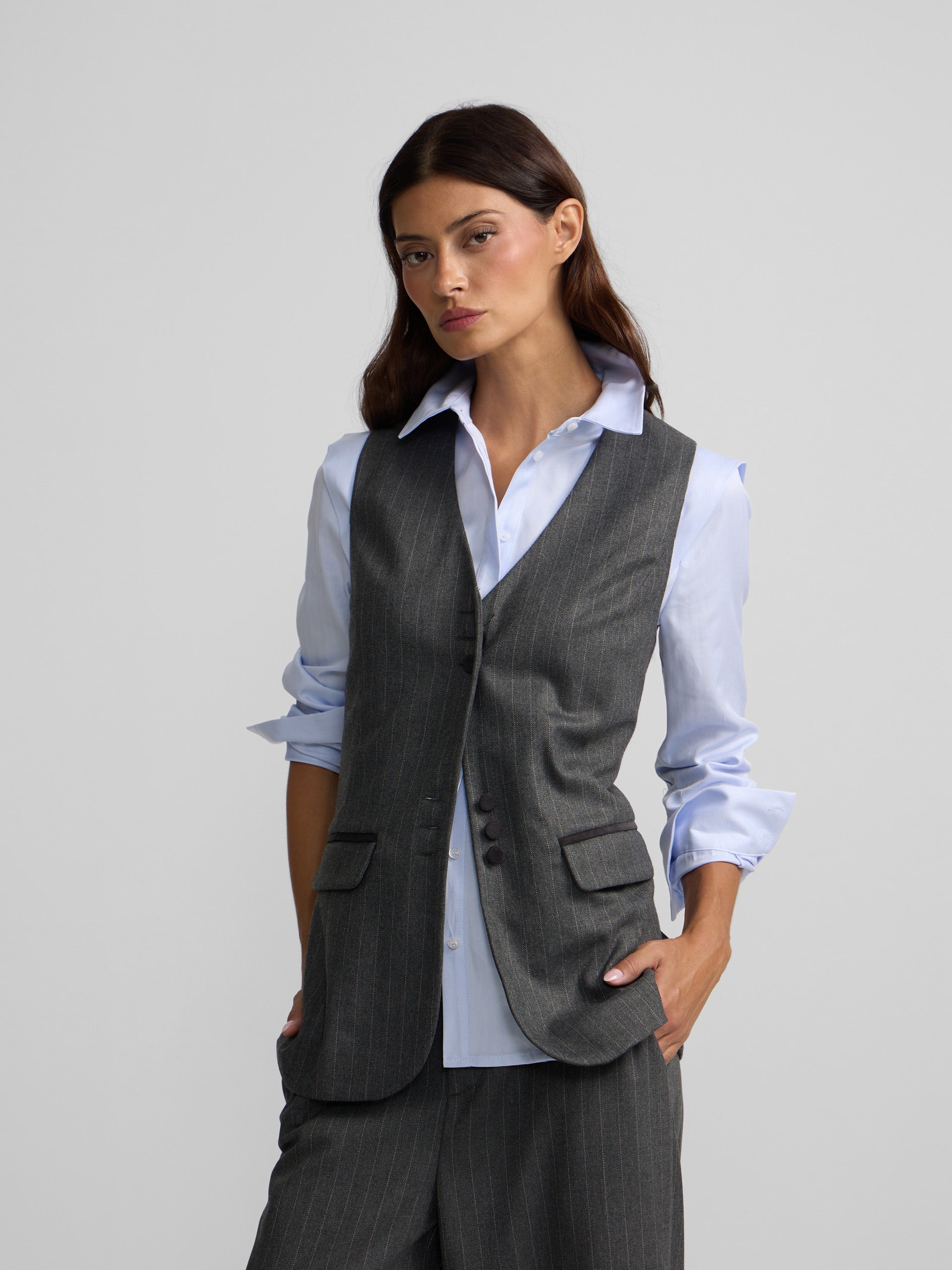 Gilet à rayures diplomatiques gris