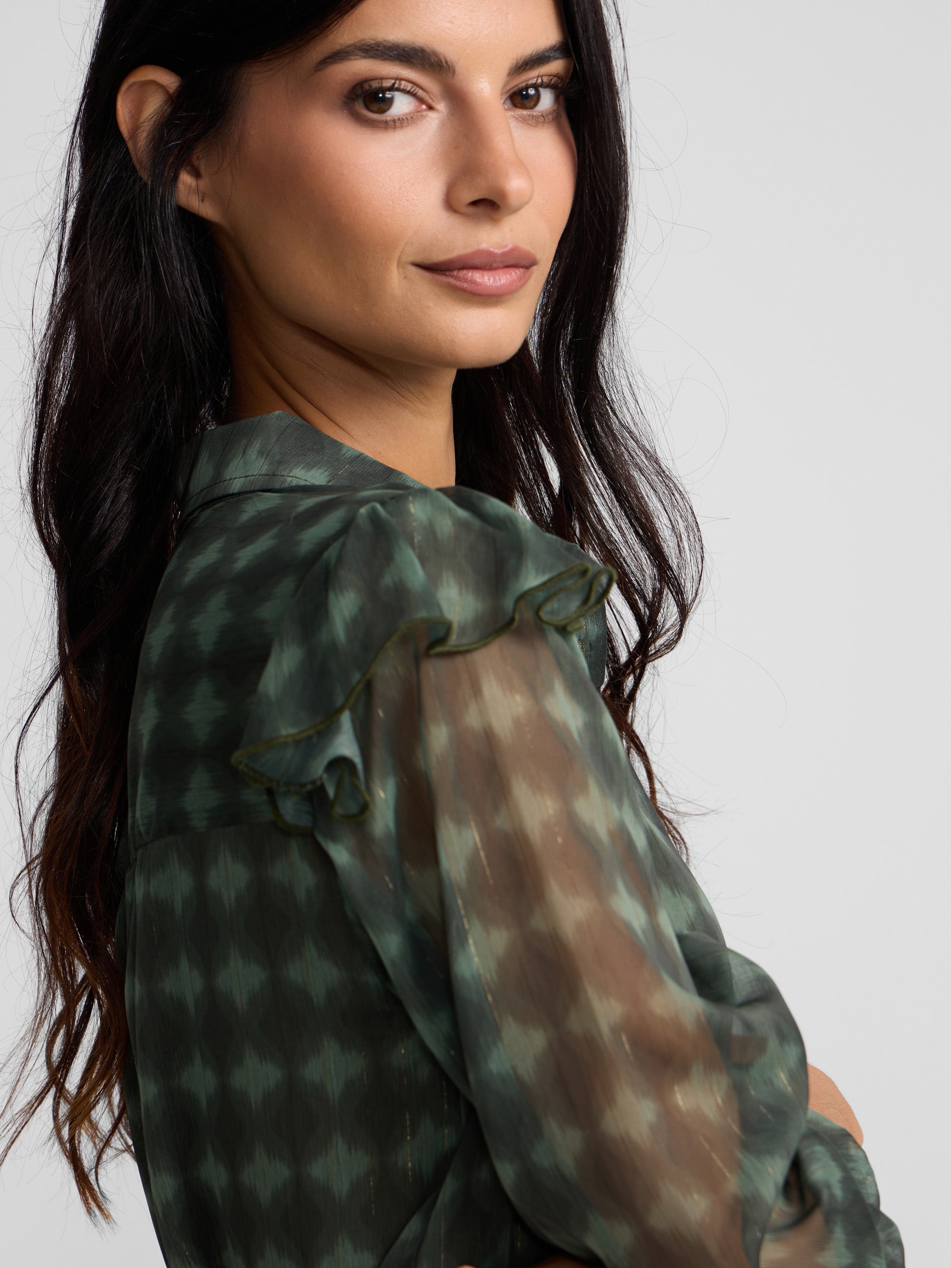 Blouse à volants imprimé ethnique vert