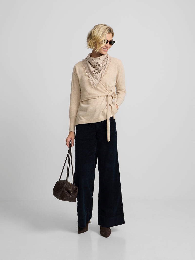 Pull en maille à taille côtelée écru