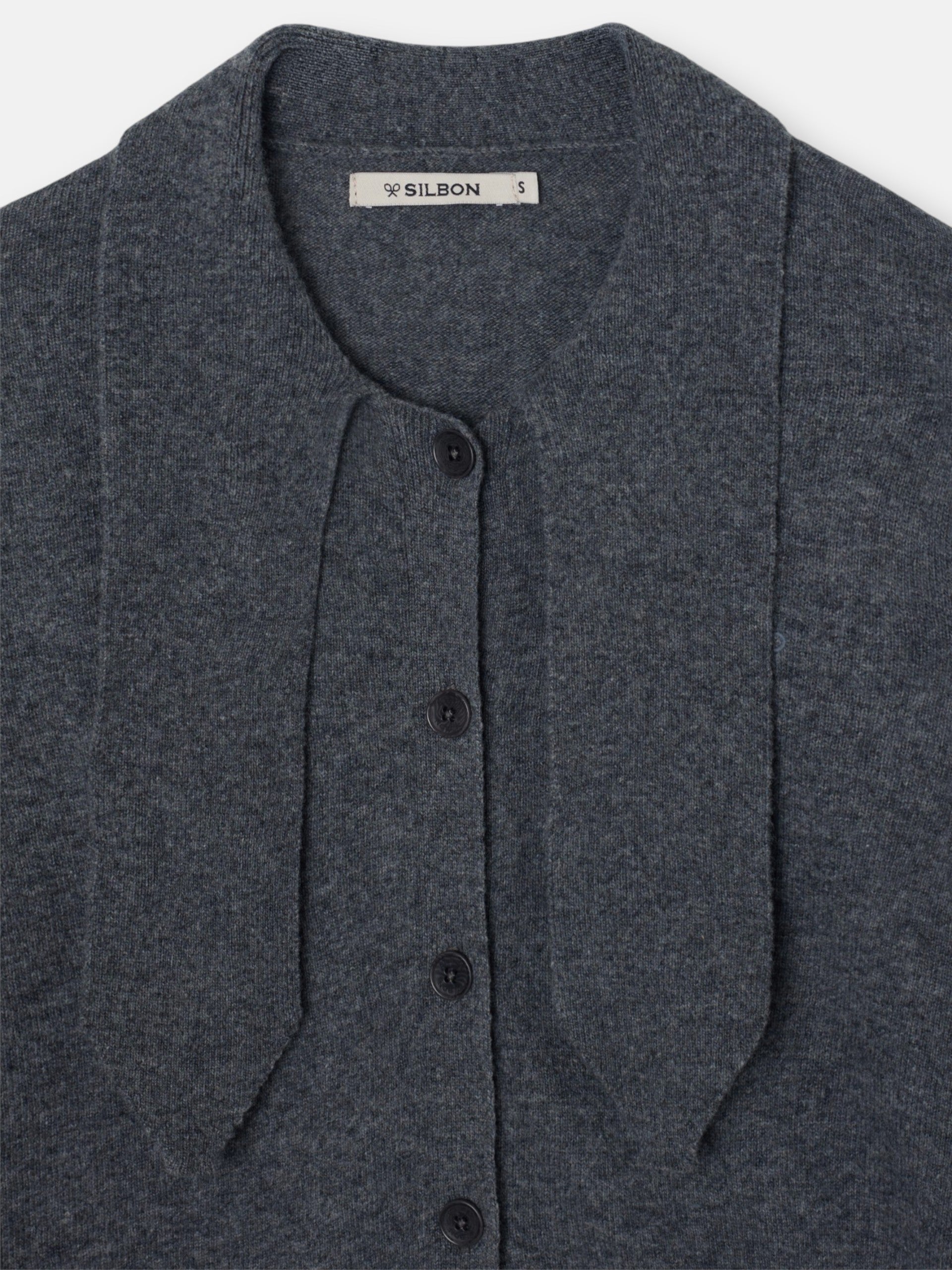 Cardigan cuello lazada gris