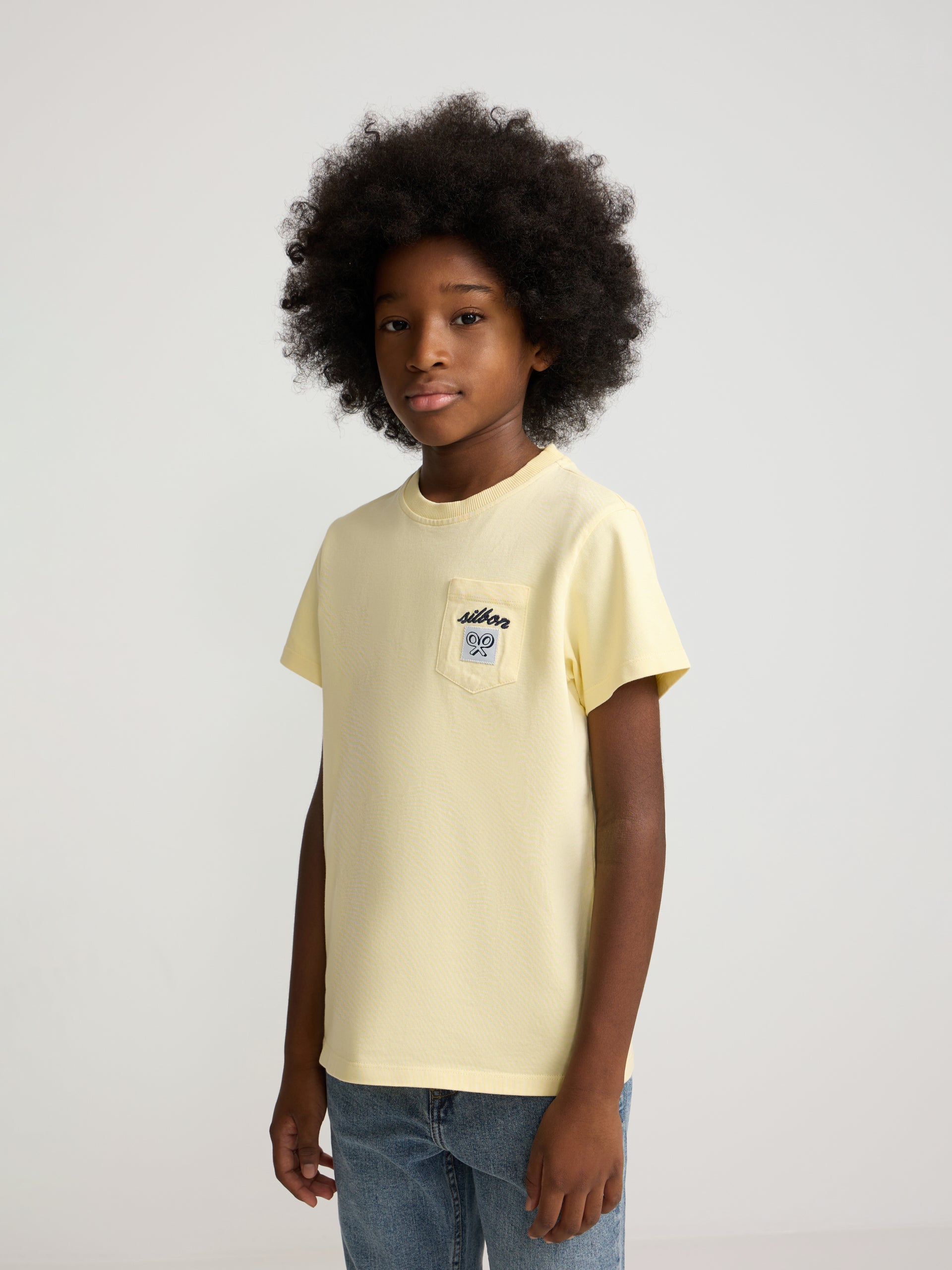 Kids T-shirt with yellow label pocket