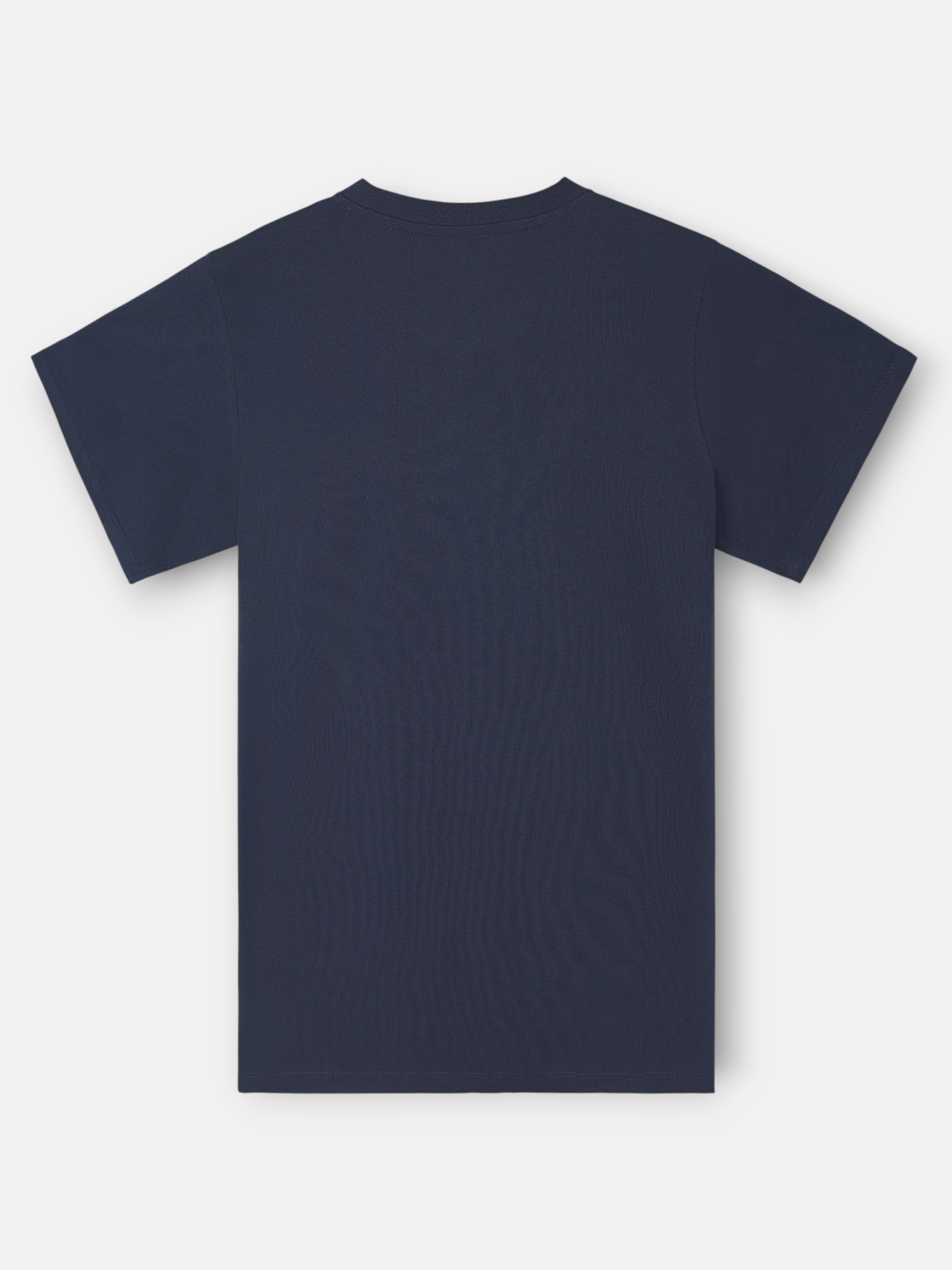 Plain t-shirt with navy blue mini logo patch
