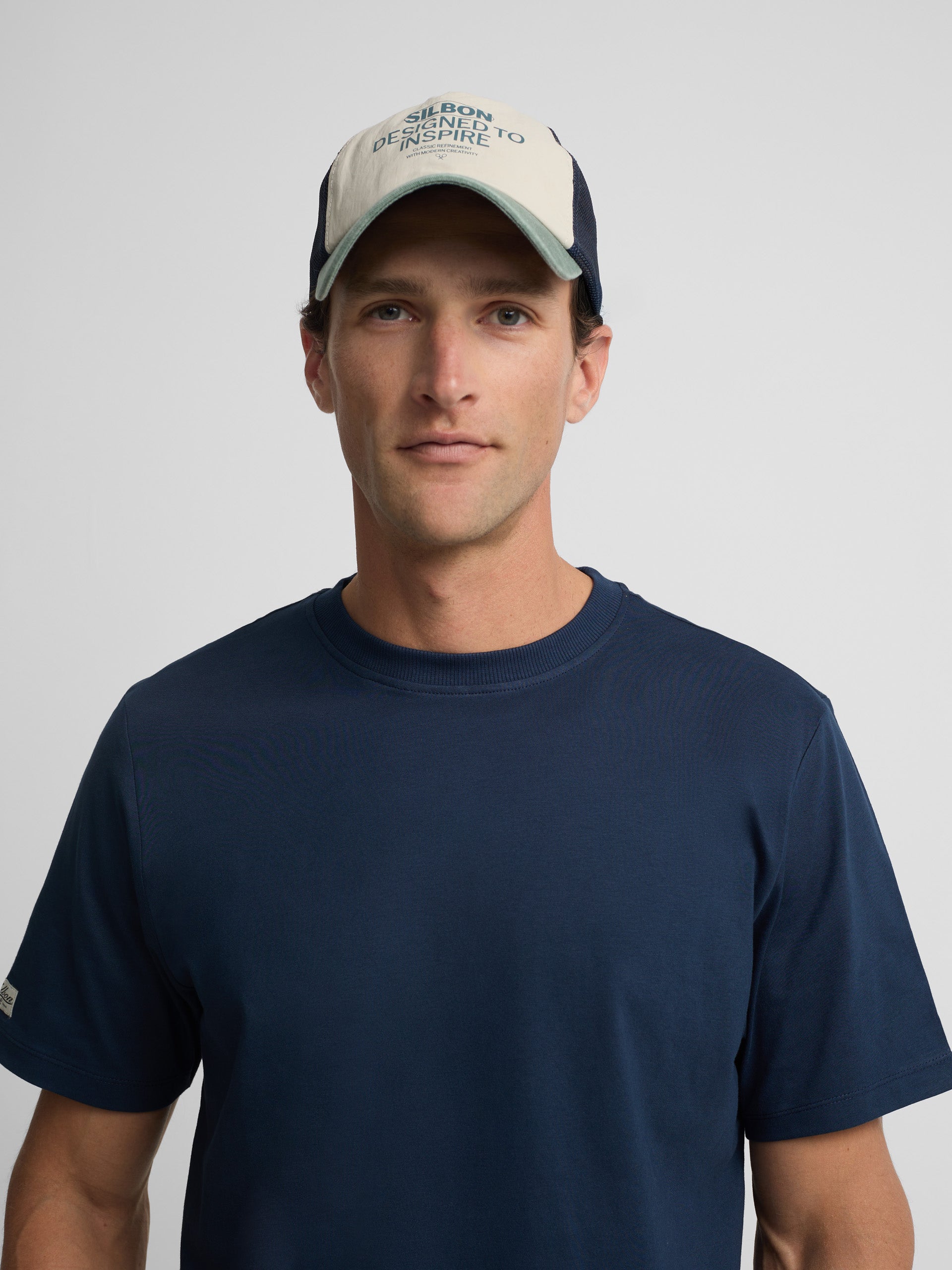 Classic navy blue label t-shirt