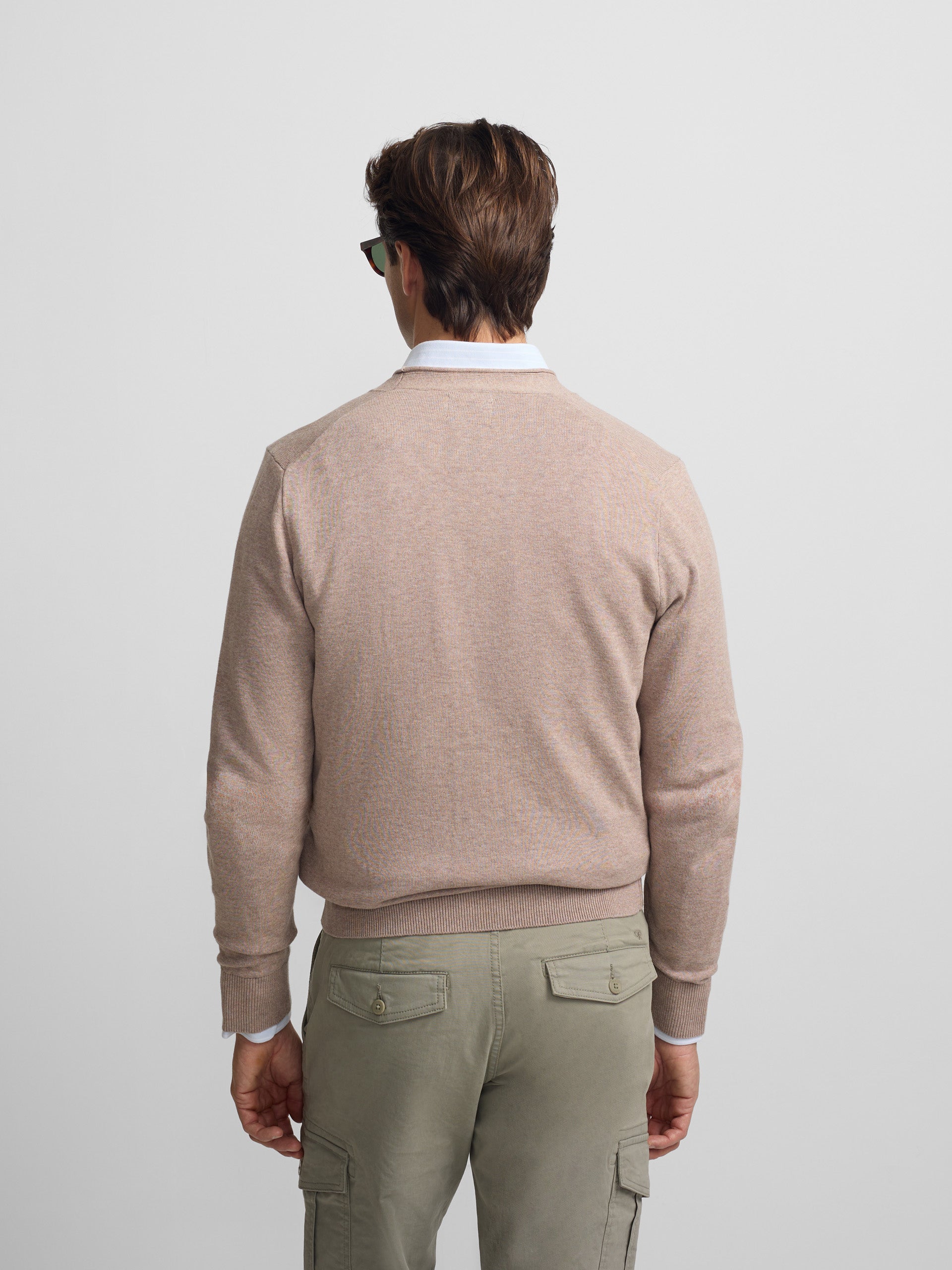 Cardigan bege médio com botões