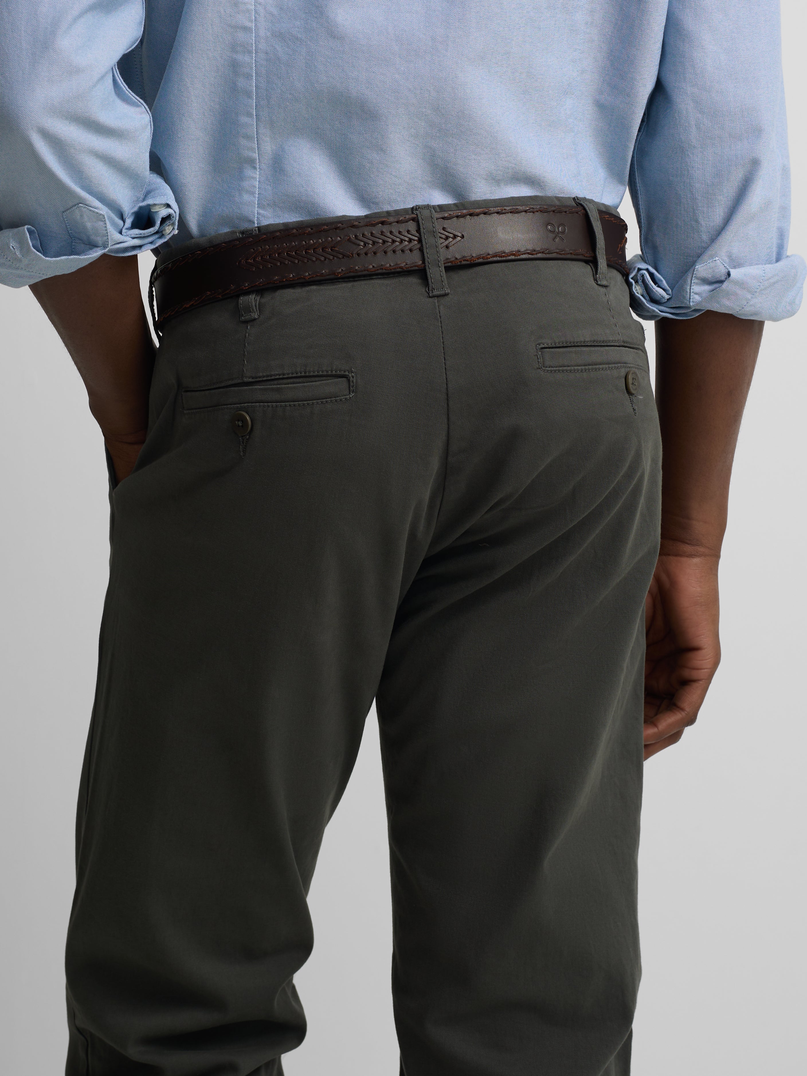 Pantalon sport chino verde oscuro