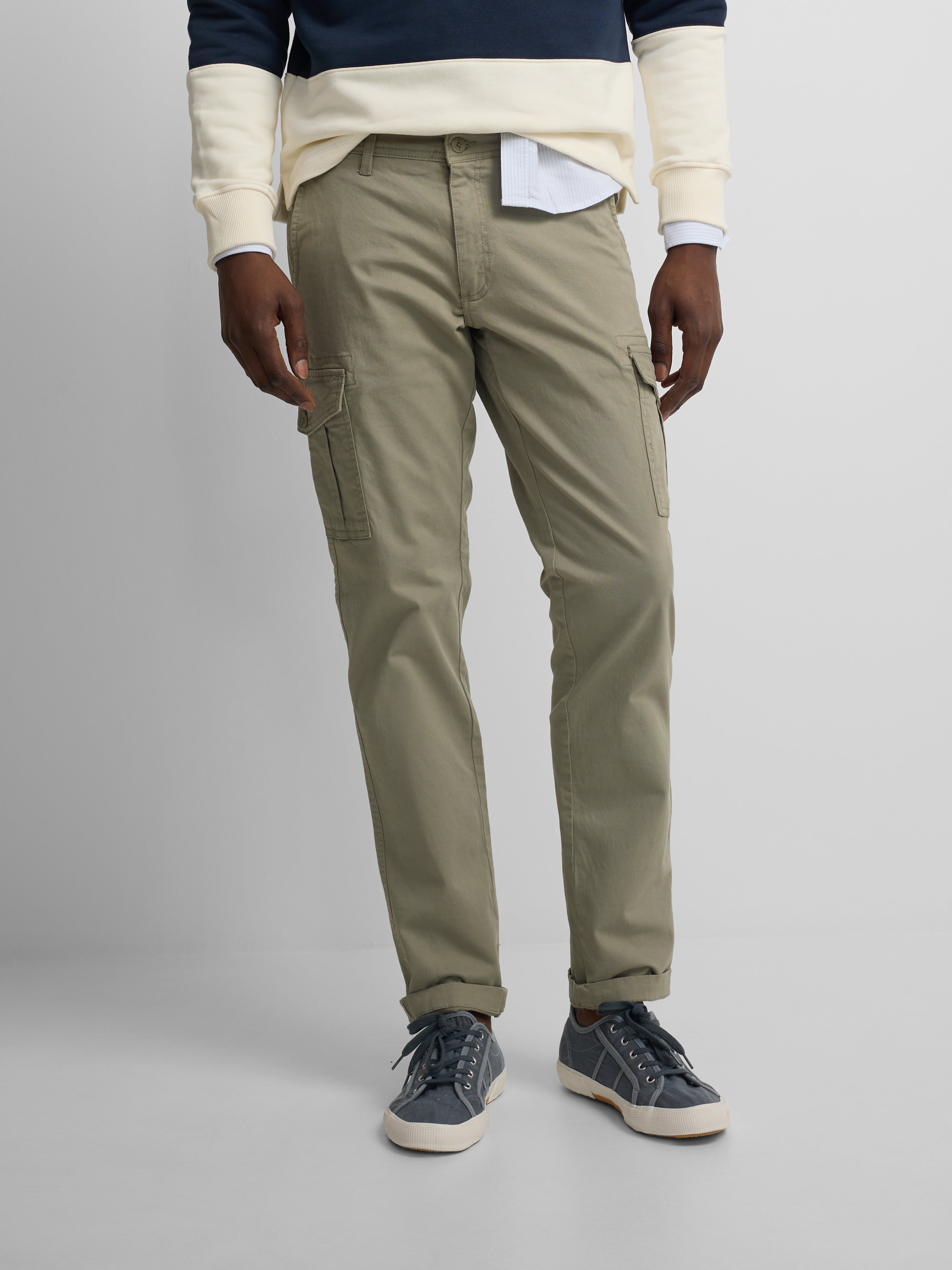Medium green cargo sport trousers