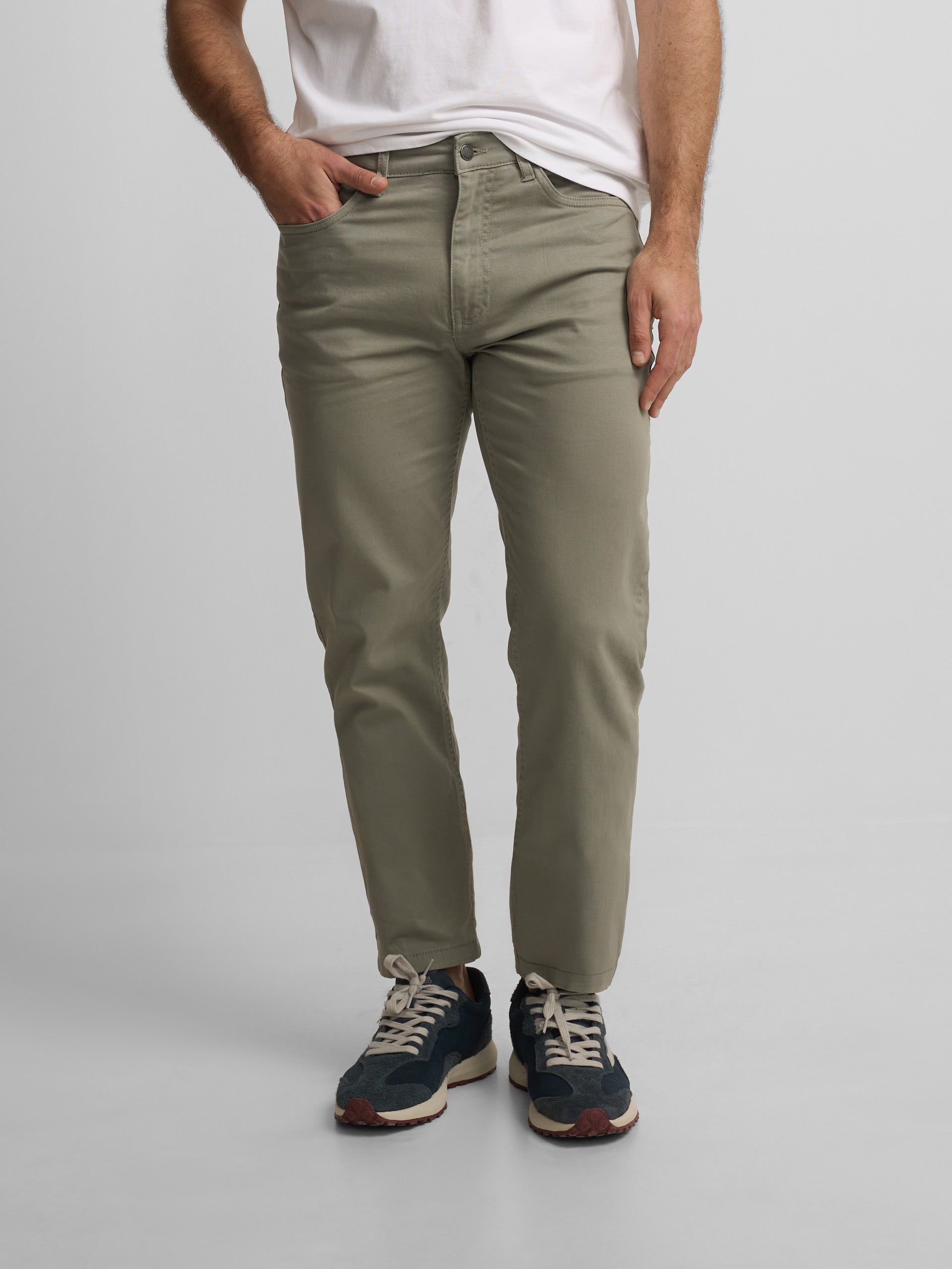 Pantalon sport cinco bolsillos verde medio