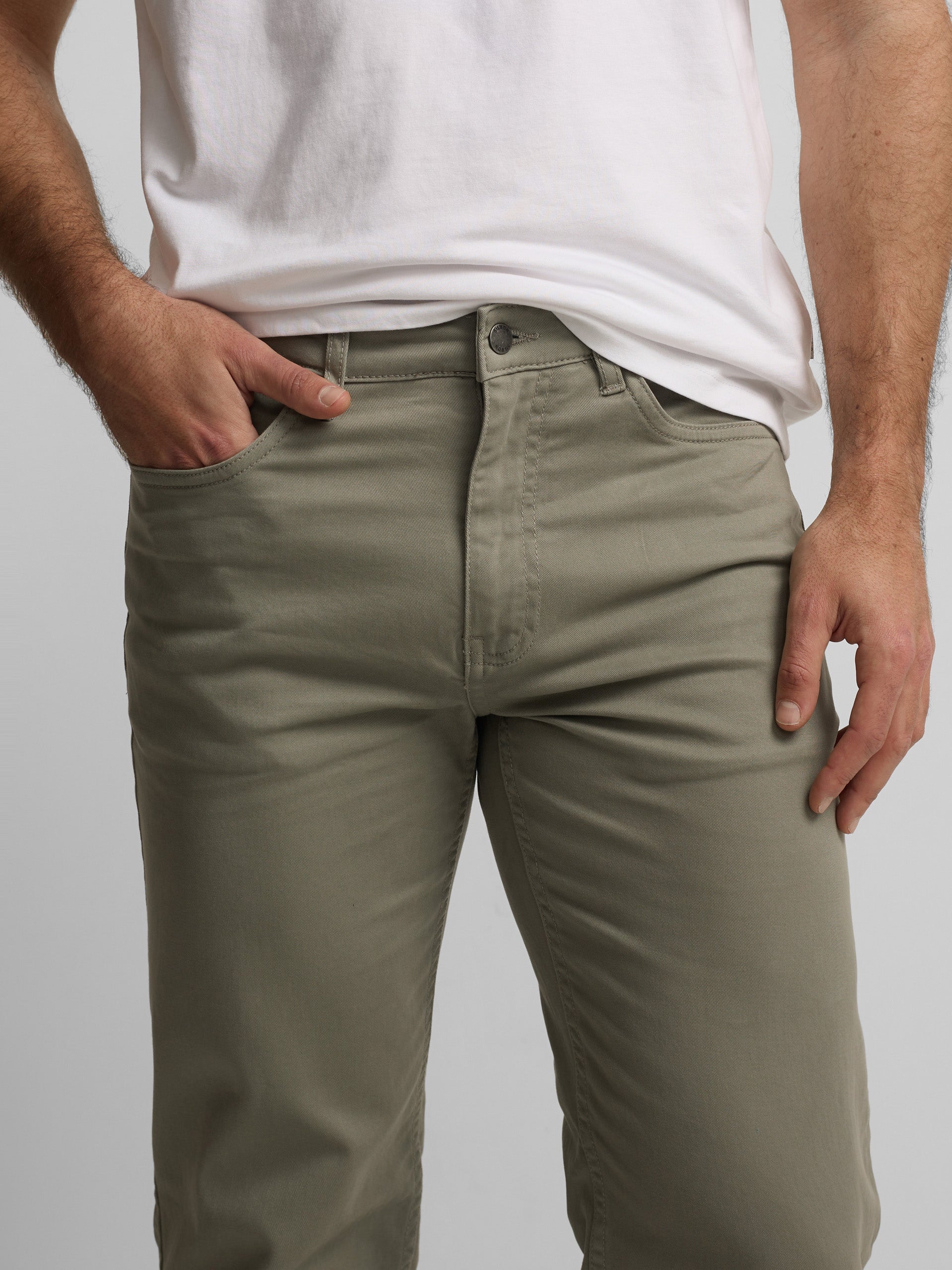 Pantalon sport cinco bolsillos verde medio