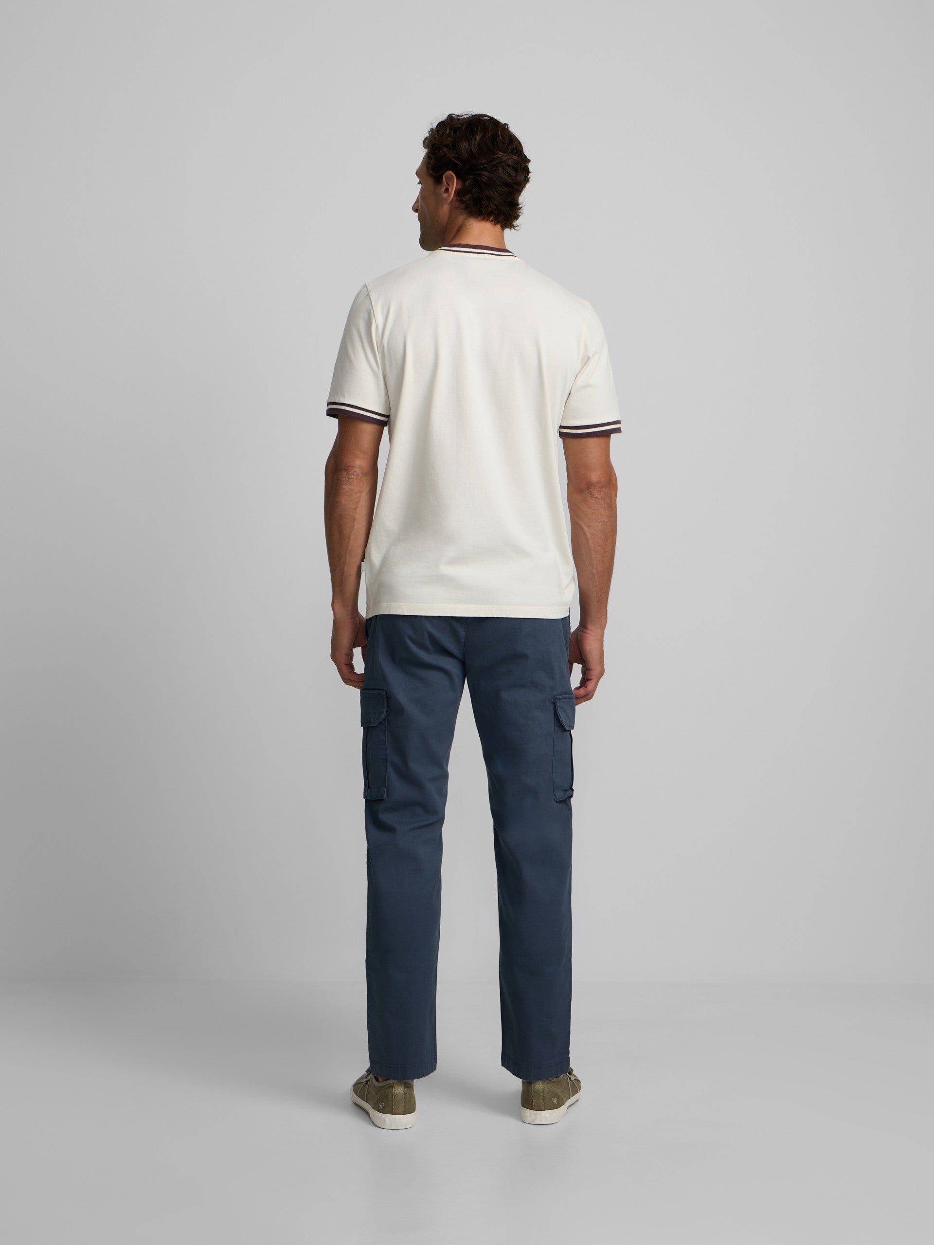 Camiseta good habits crema burdeos