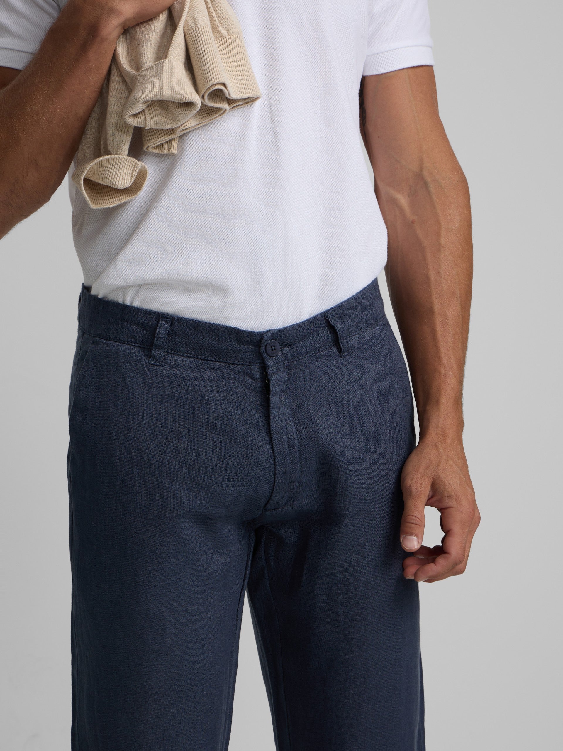 Pantalon chino sport en lin bleu indigo
