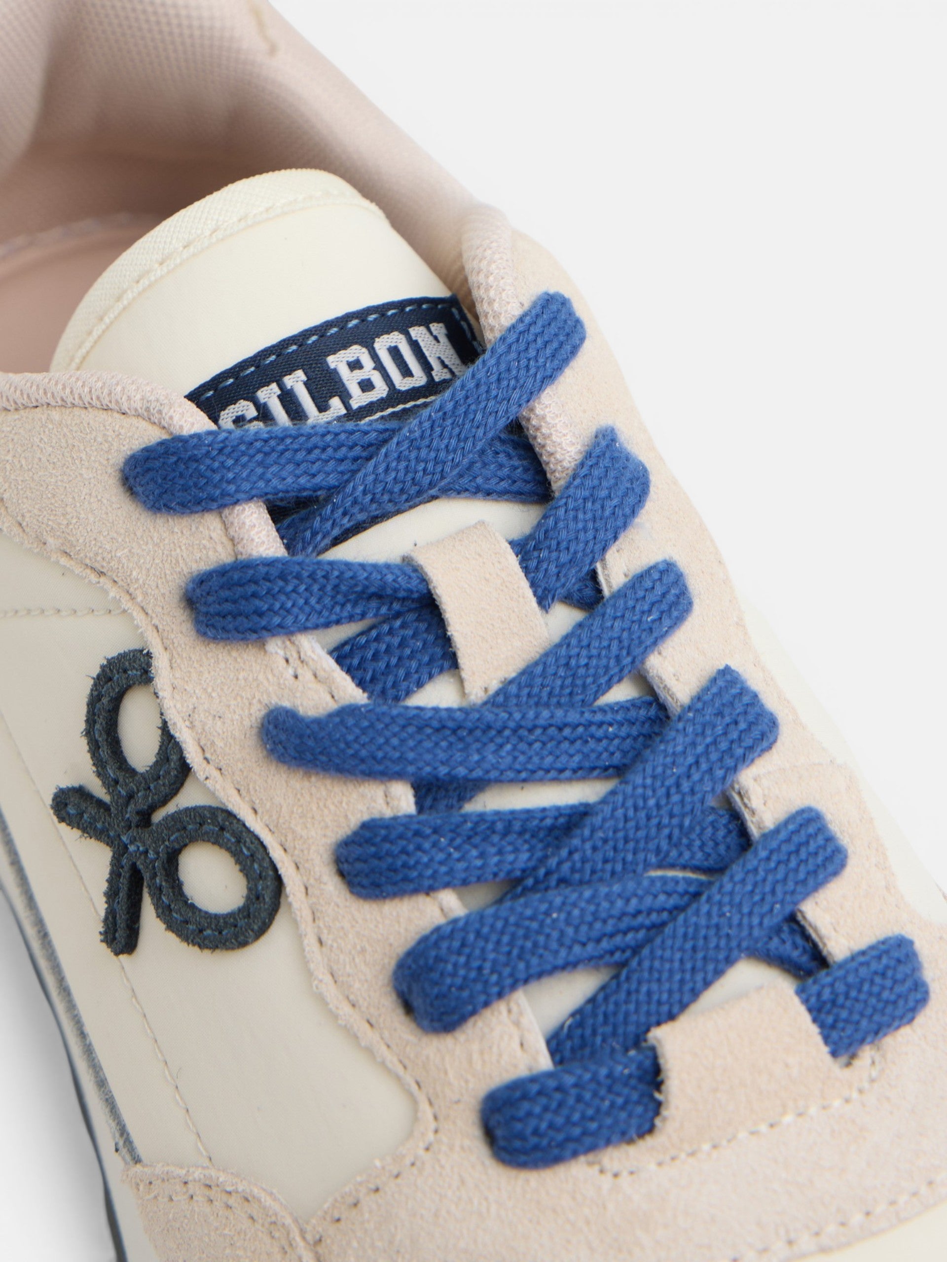 Zapatilla running style beige