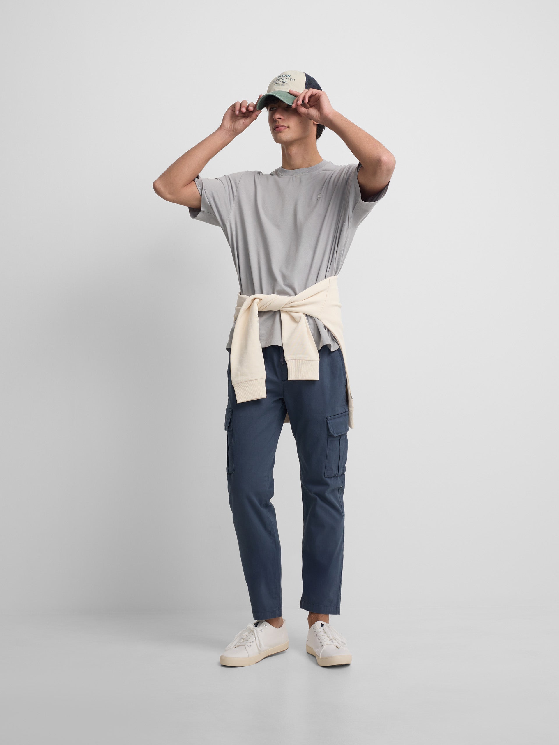 T-shirt coupe spéciale minilogo patch gris