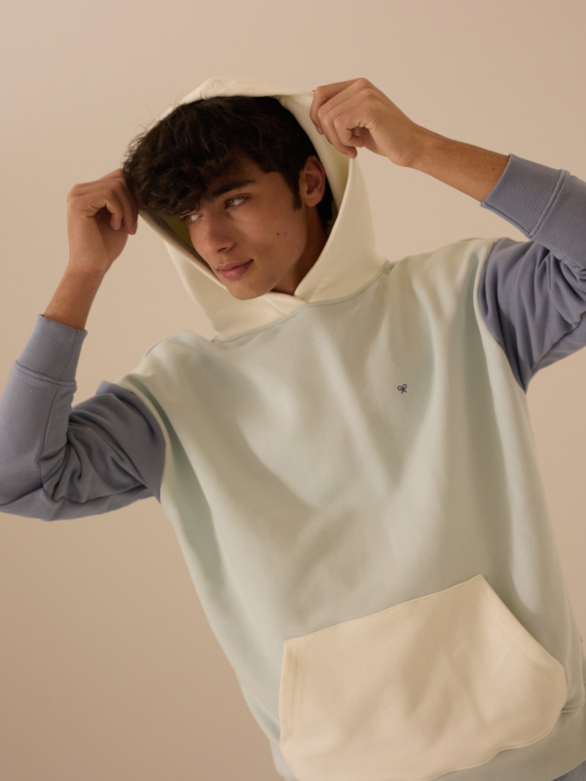 Sudadera capucha multicolor aguamarina