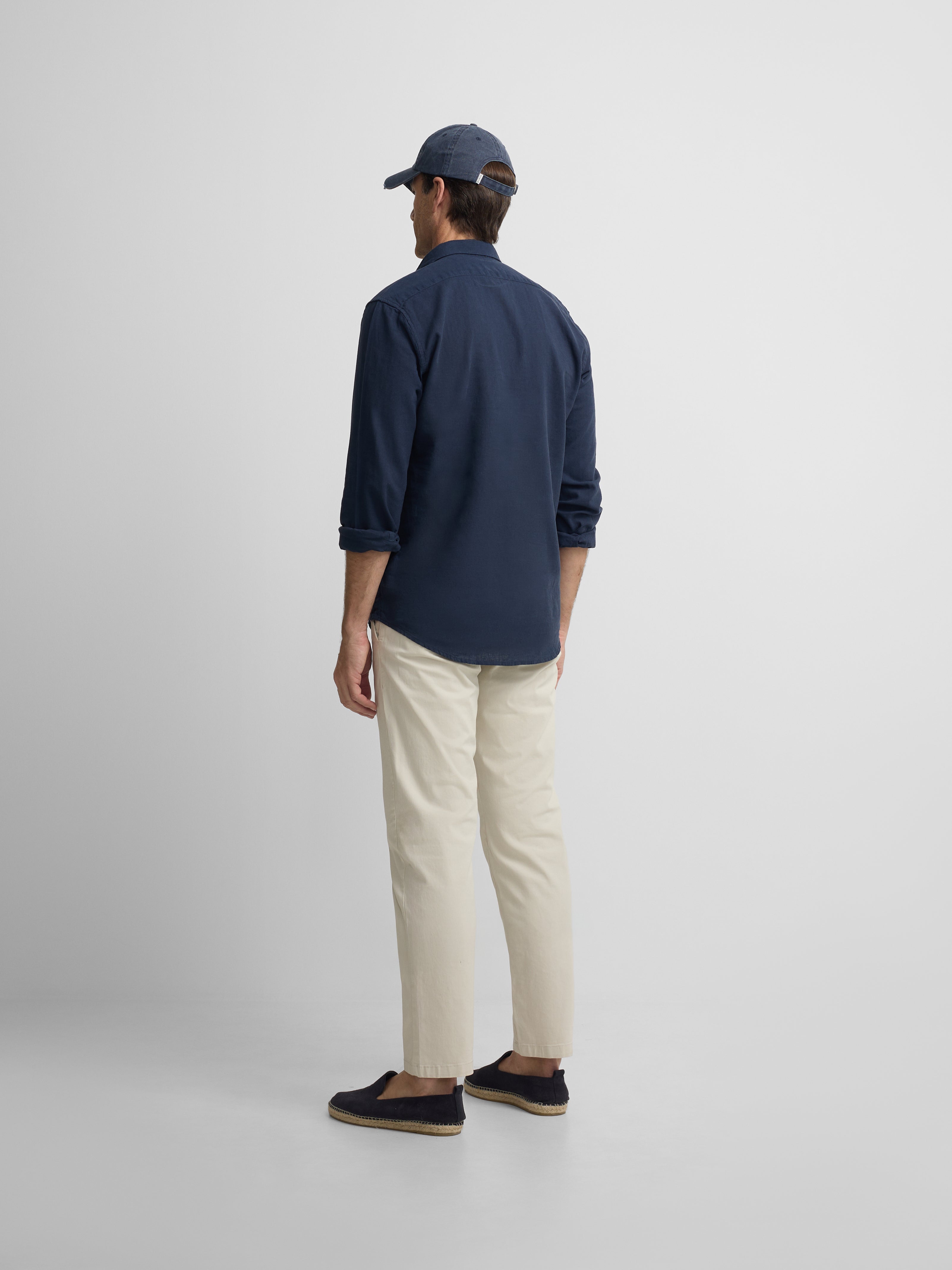 Camisola desportiva de linho azul-marinho