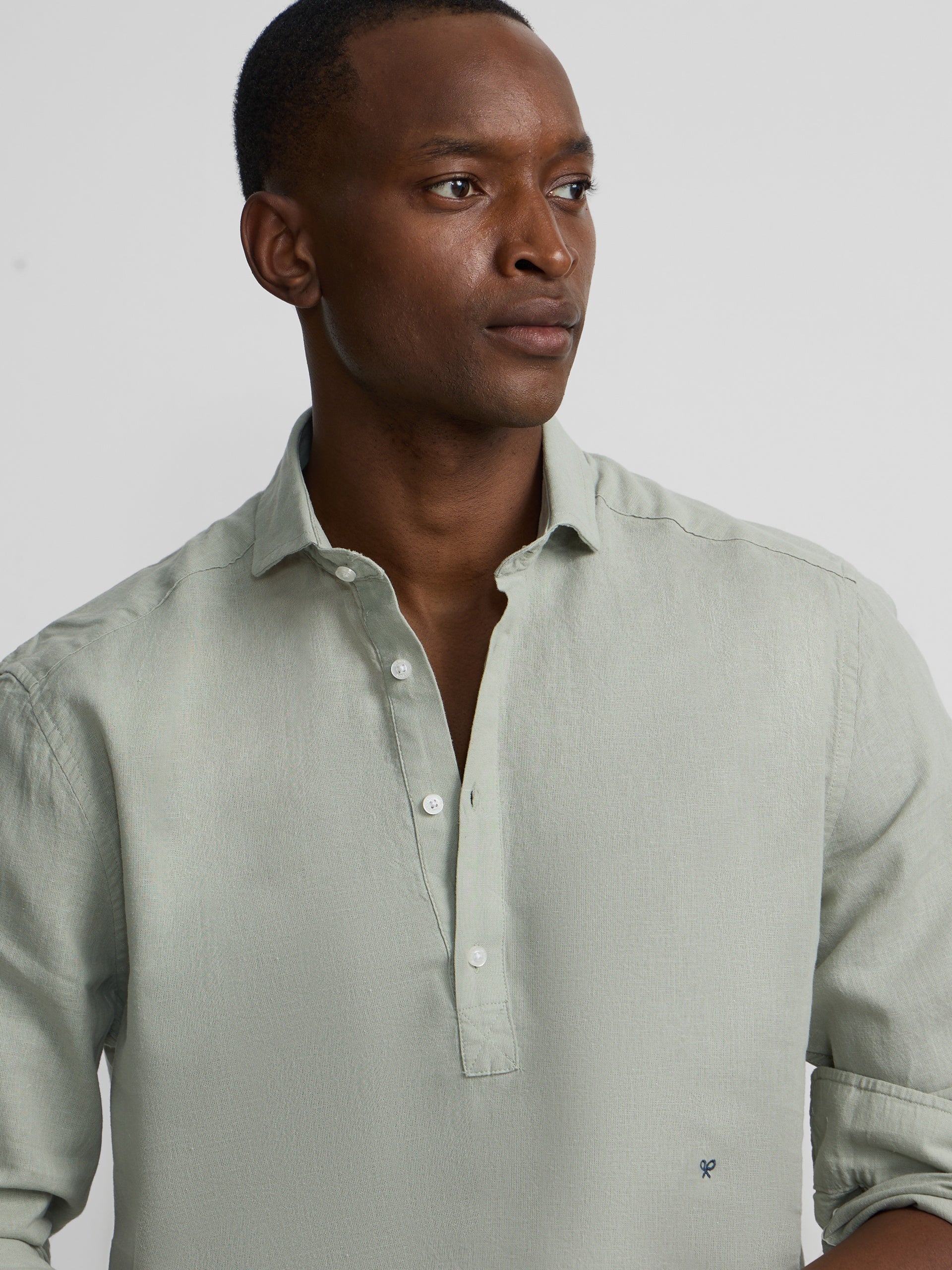 Polera sport lino verde medio