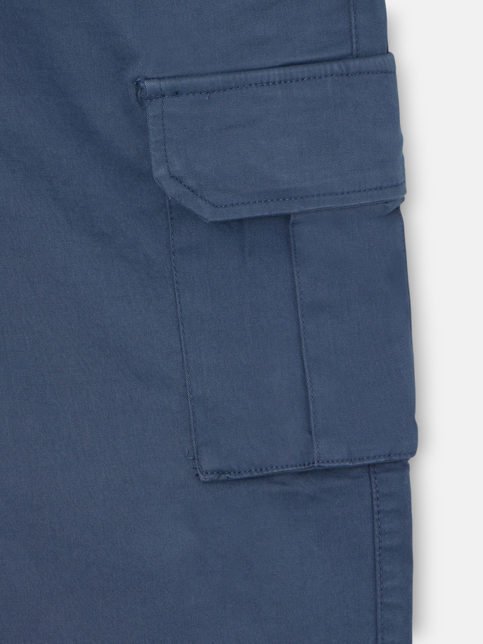 Pantalon sport jogger cargo azul indigo