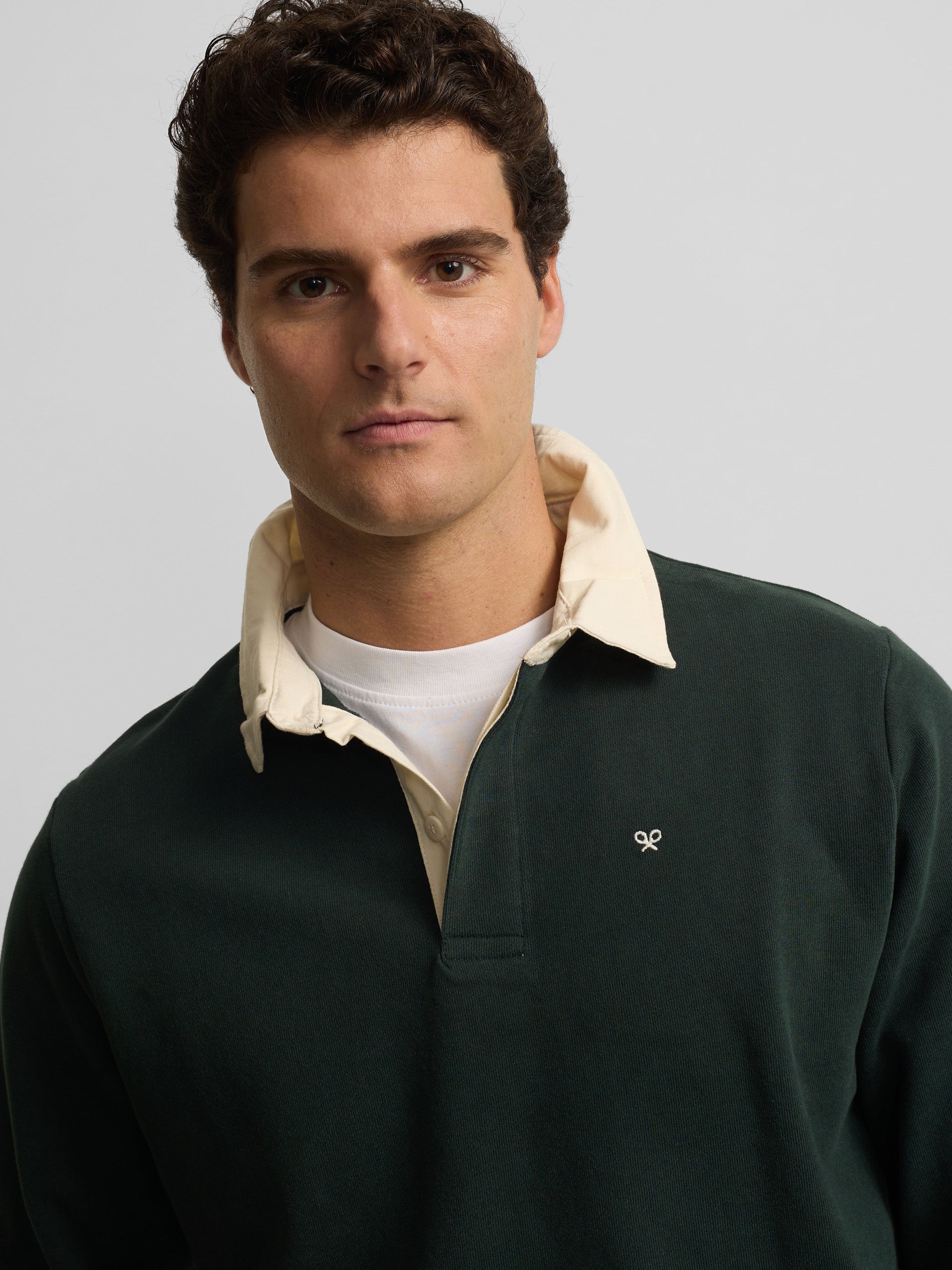 Sudadera cuello polo basica verde oscuro