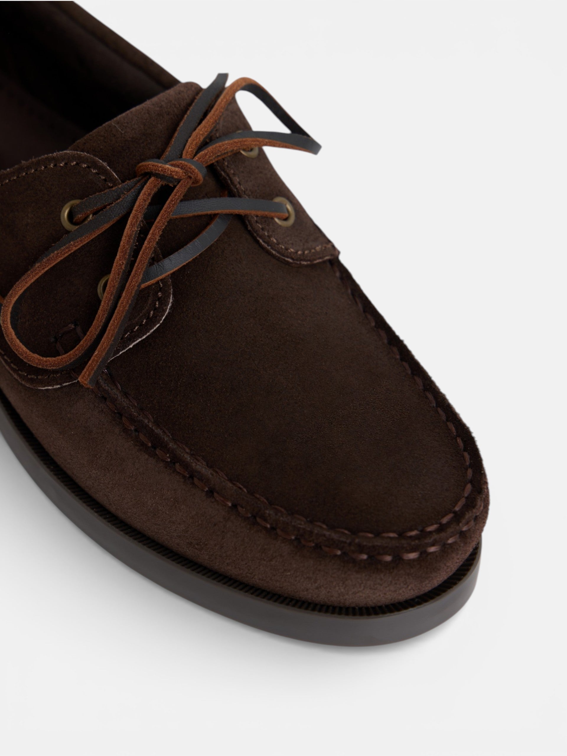 Dark brown suede nautical sport shoe