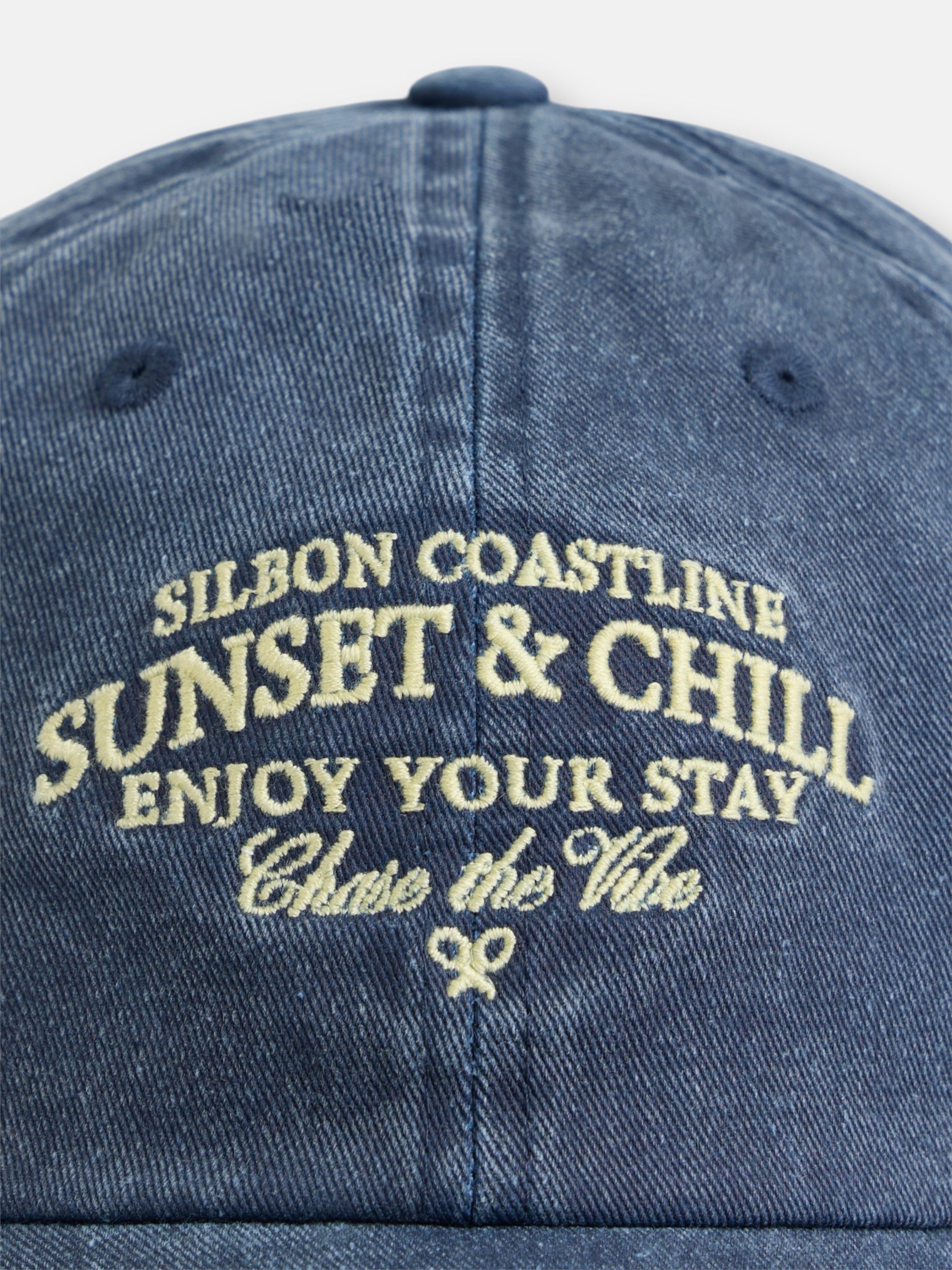 Navy blue sunset denim cap
