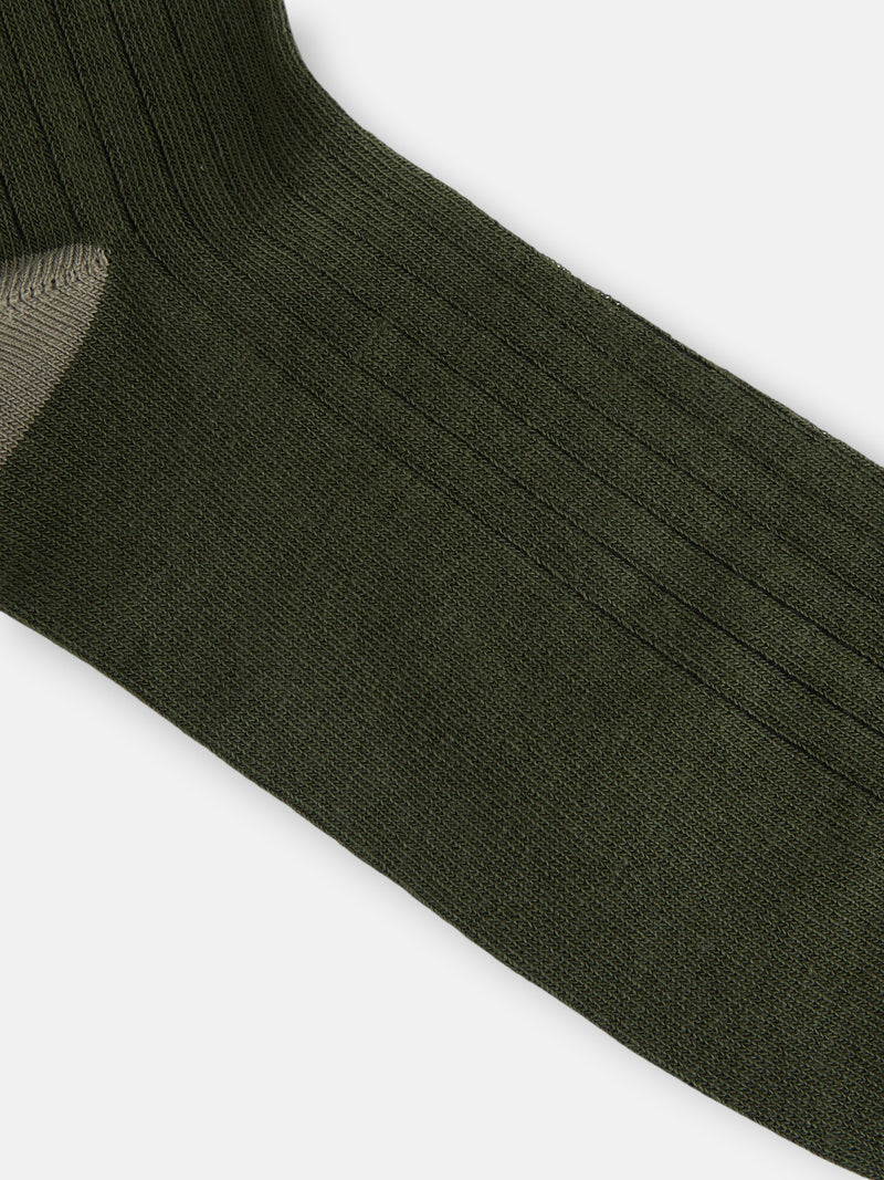 Chaussette à bordure verte