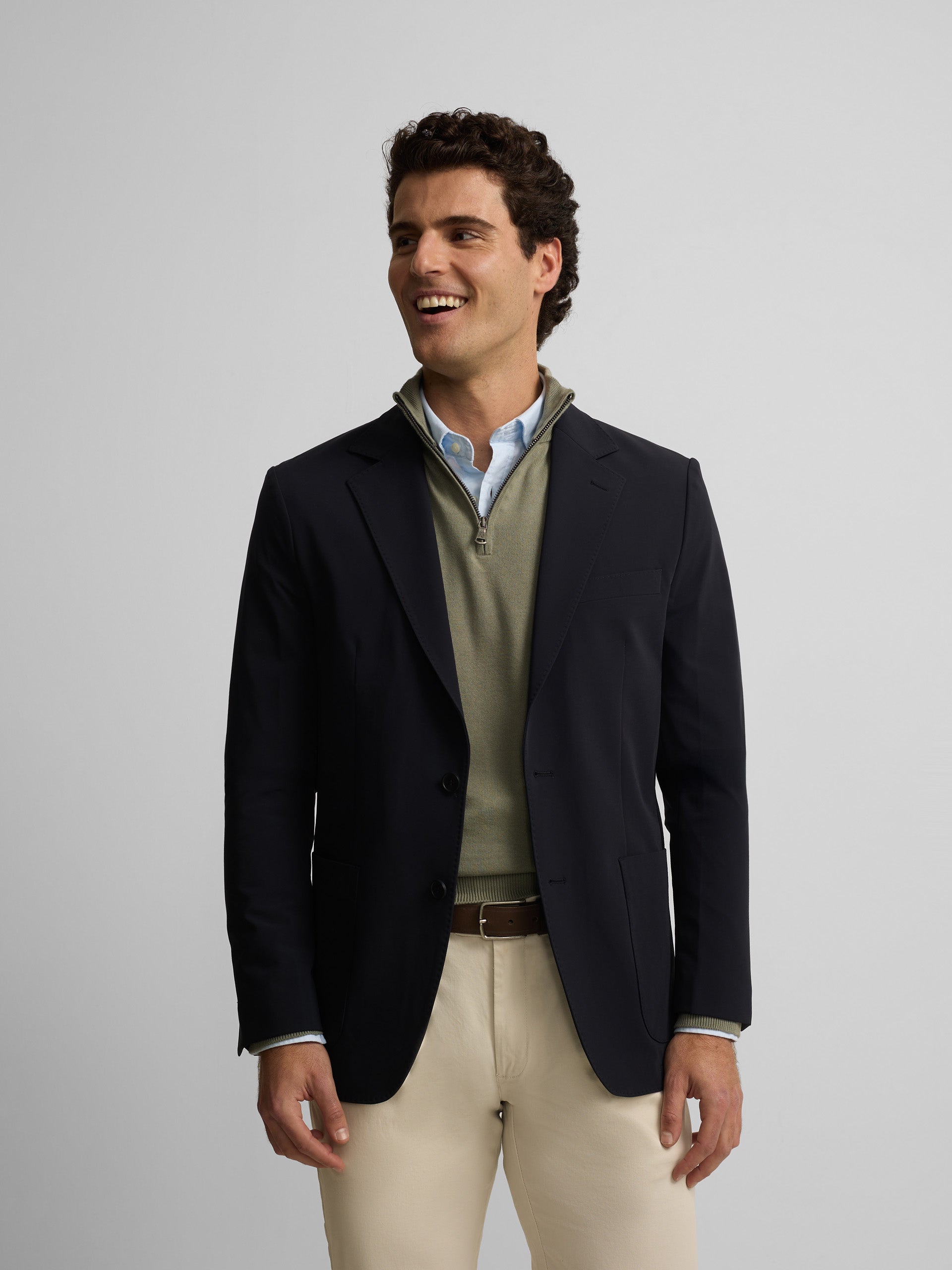 Americana tecnica azul marino