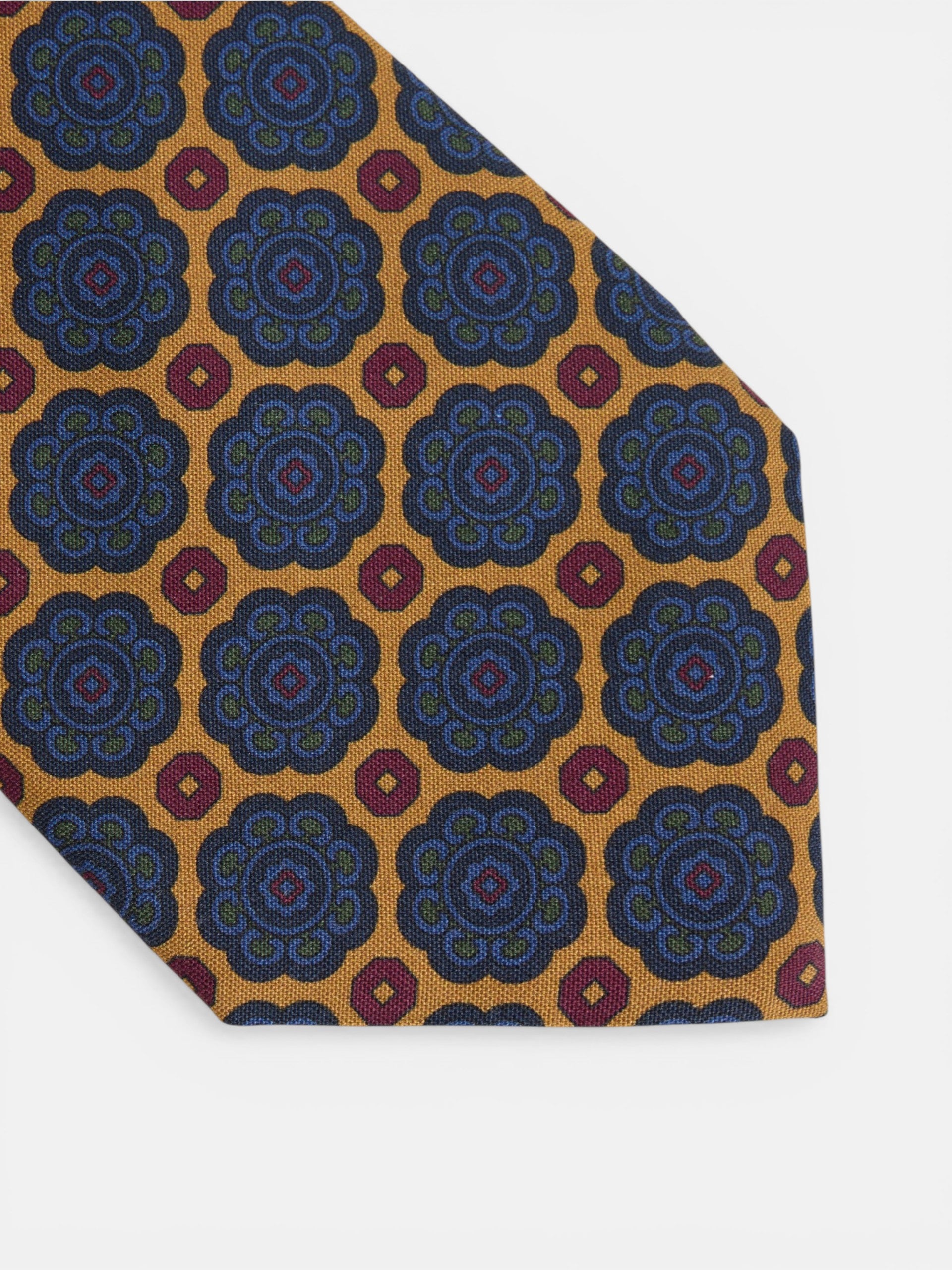Cravate en soie motif géométrique fleur jaune