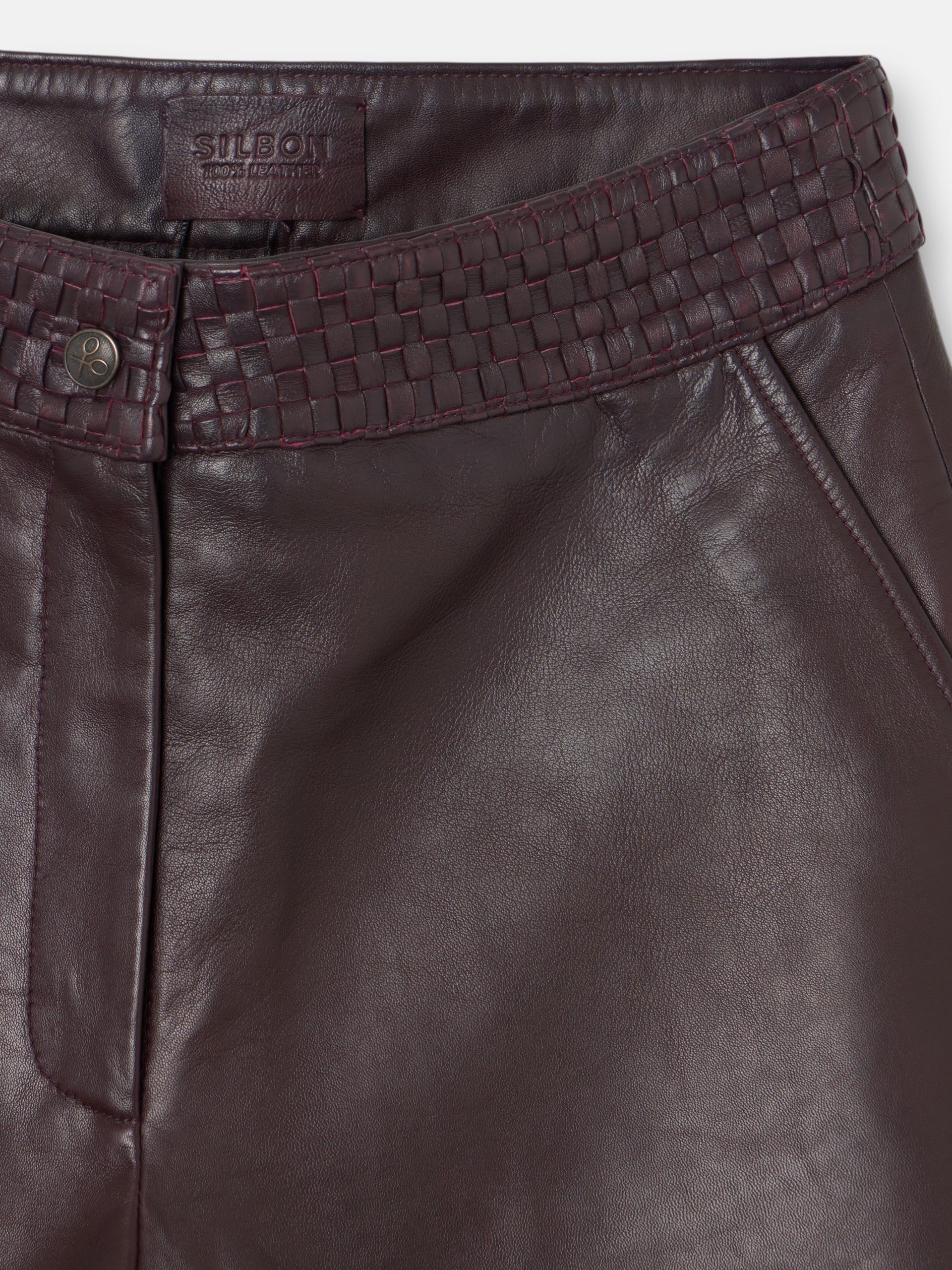 Bermuda en cuir tressé bordeaux