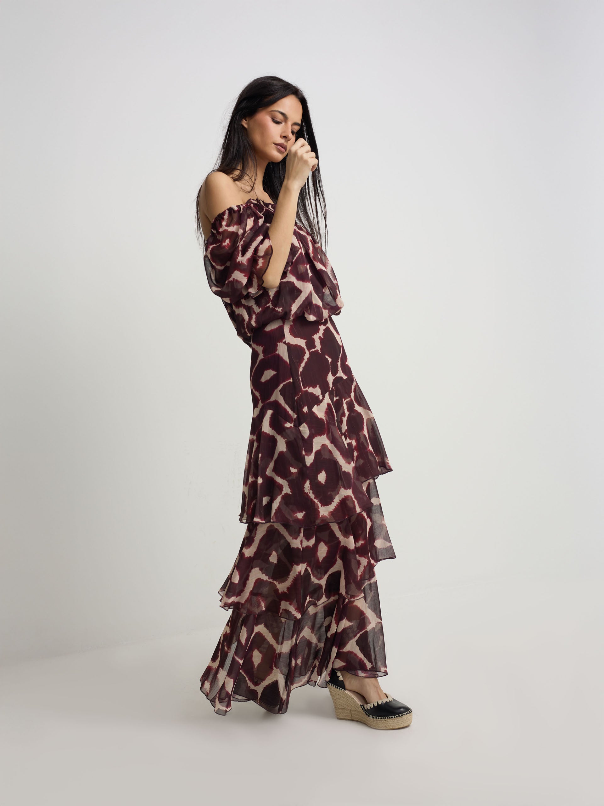 Ruched blouse with brown print