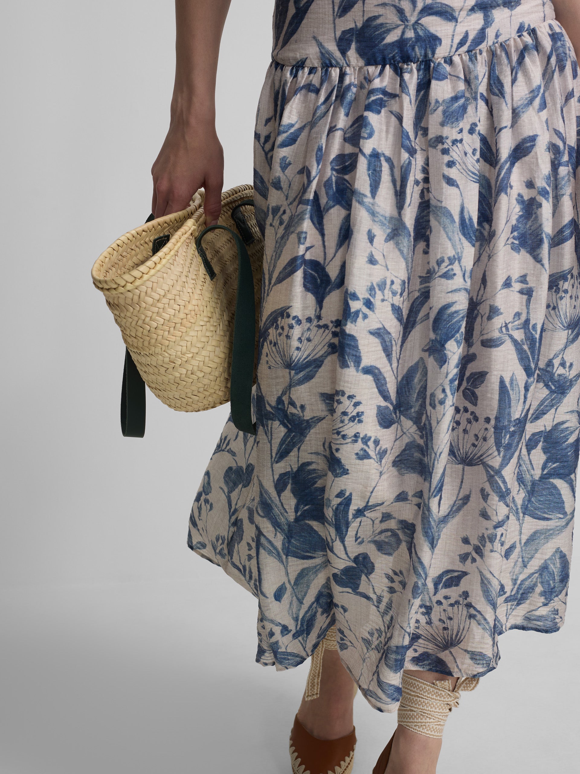 Blue floral print skirt