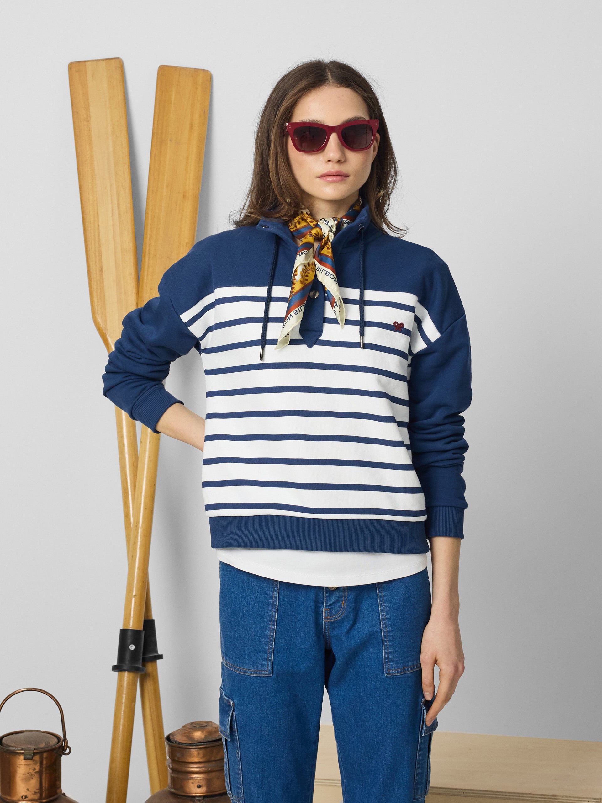 Sudadera woman cuello botones rayas azules