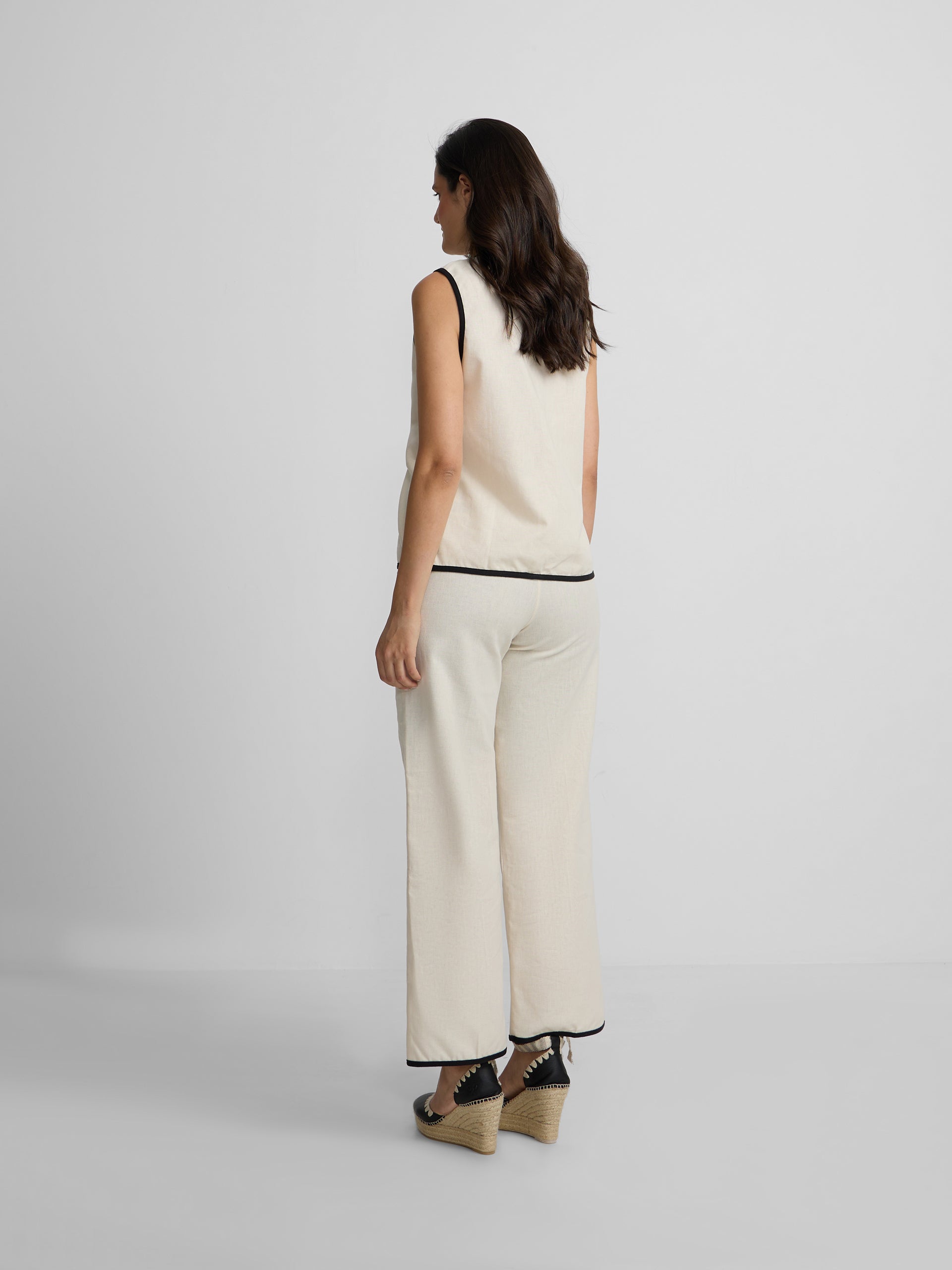 Pantalon recto lino crudo