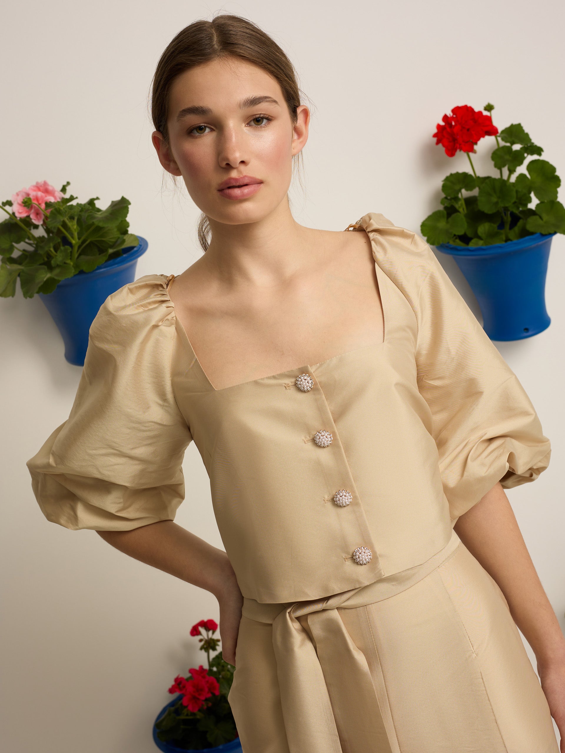 Blouse collection événement manches ballon beige